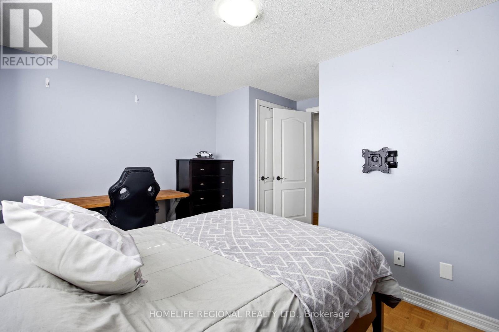 122 BEAVER TERRACE - 21