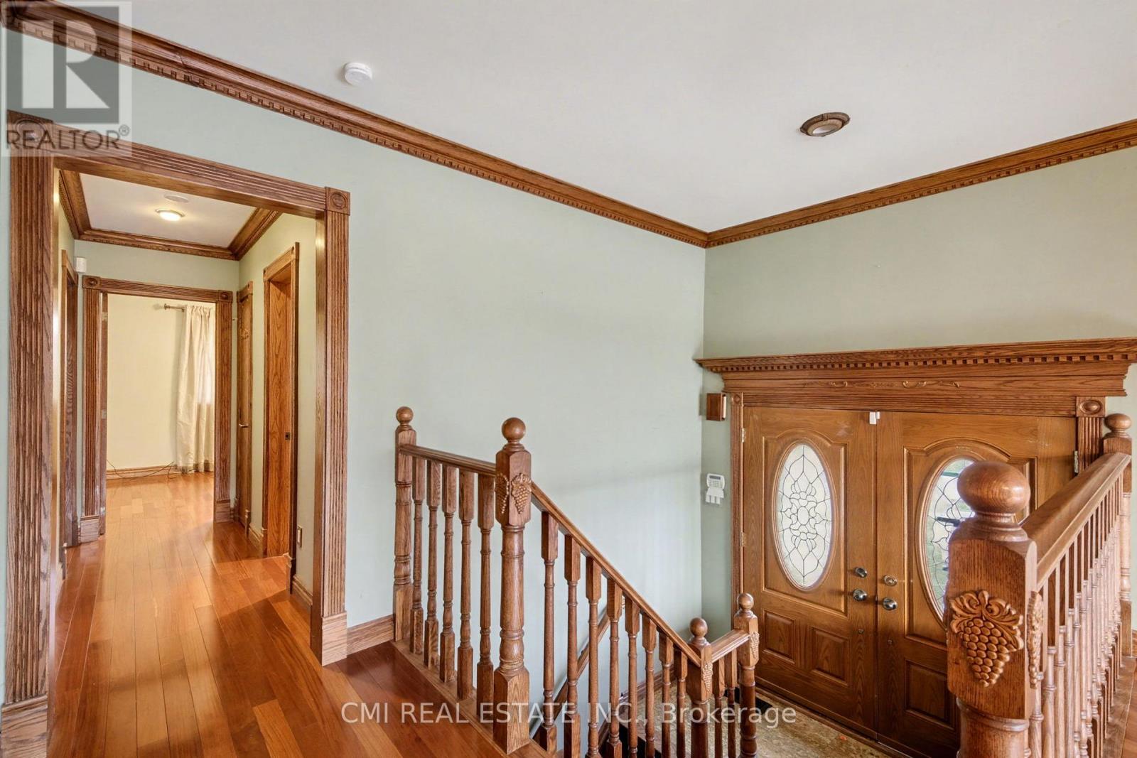 460 MARTIN GROVE ROAD - 20