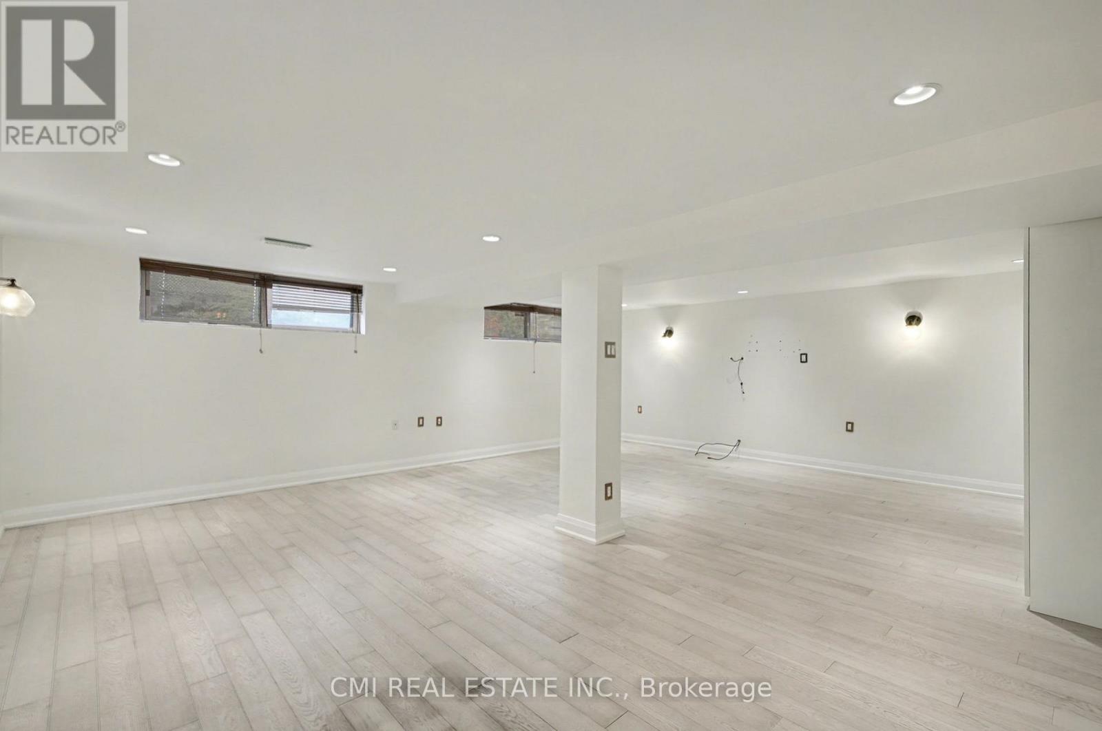 460 MARTIN GROVE ROAD - 30
