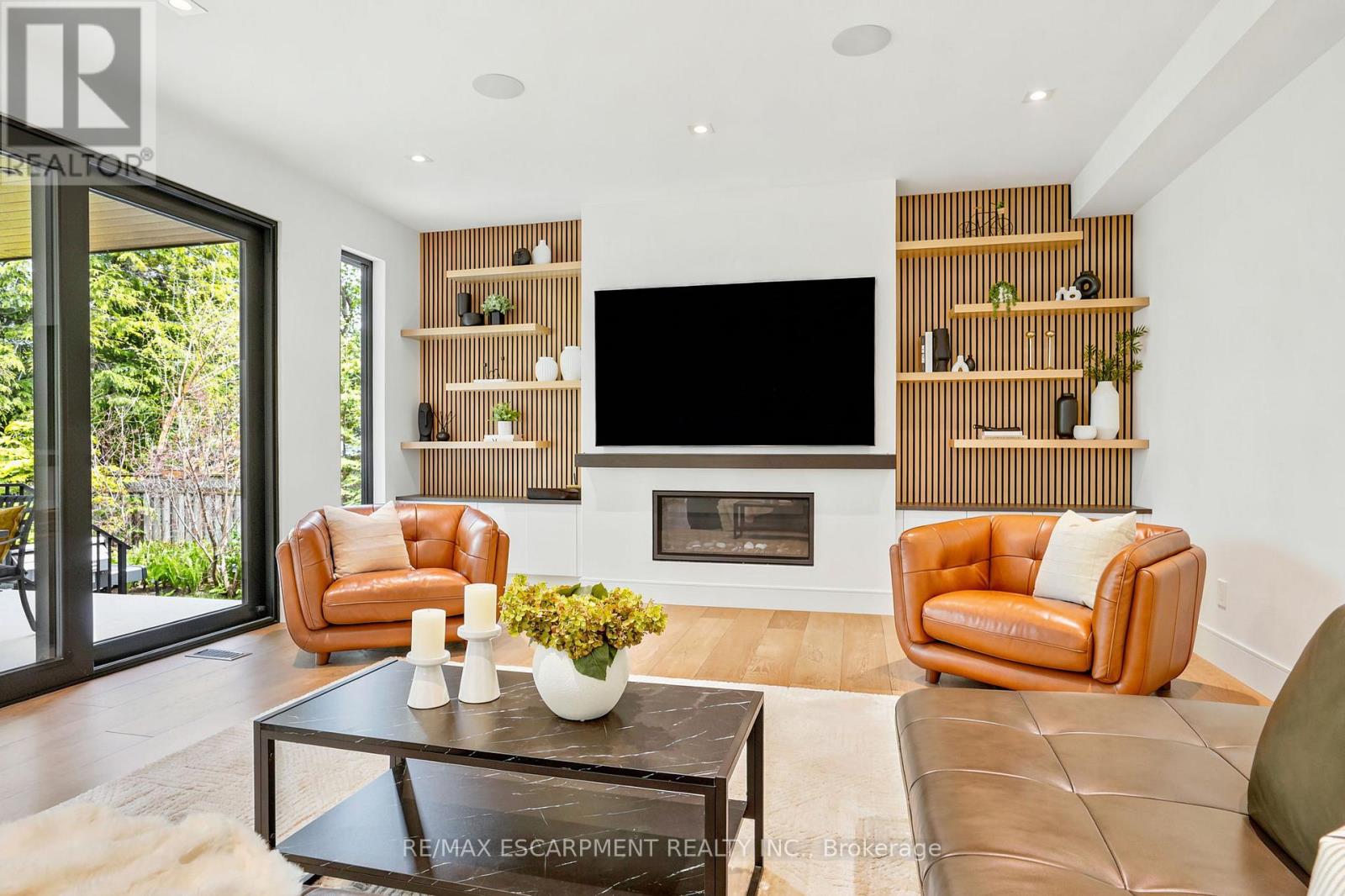 1435 APPLEWOOD ROAD - 17