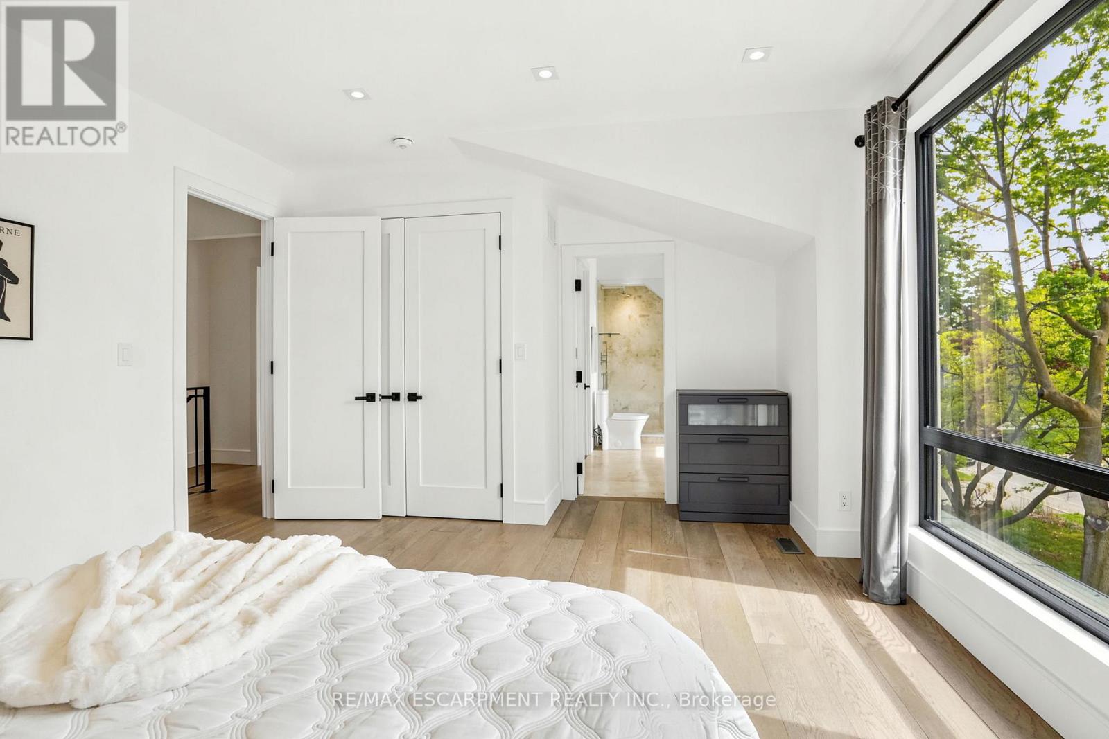1435 APPLEWOOD ROAD - 29