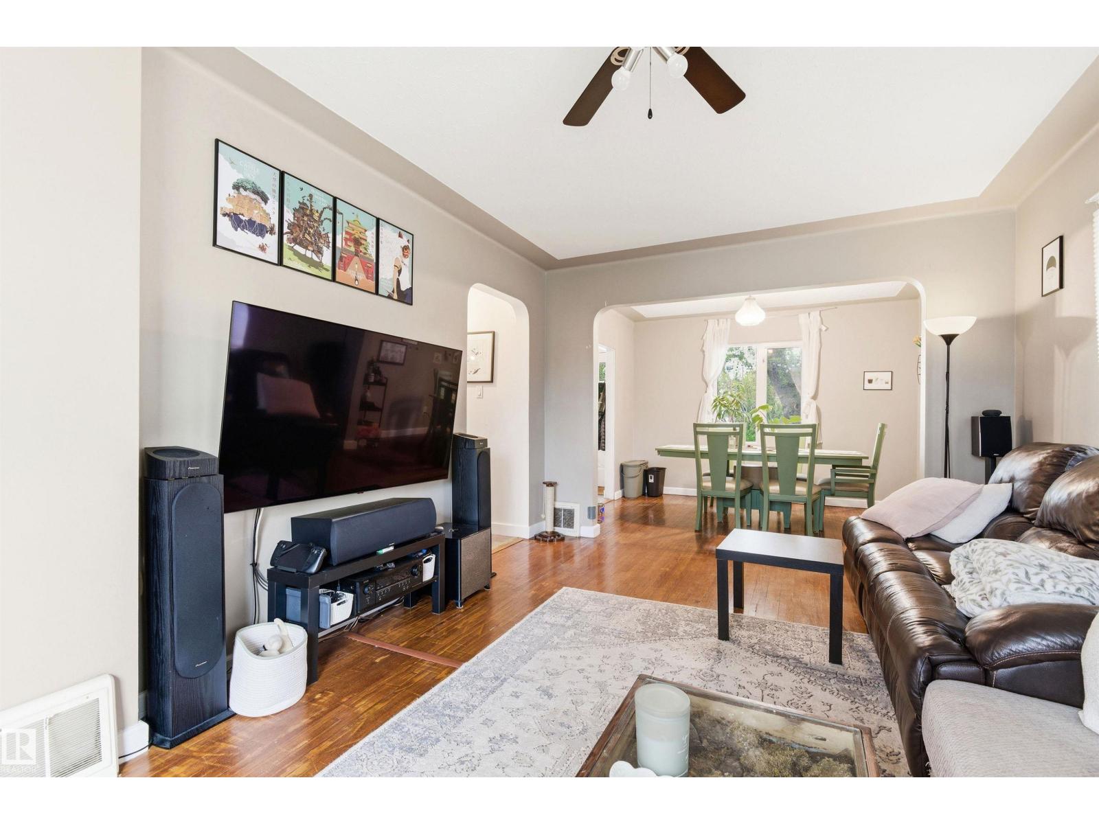 10827 64 AV NW - 7