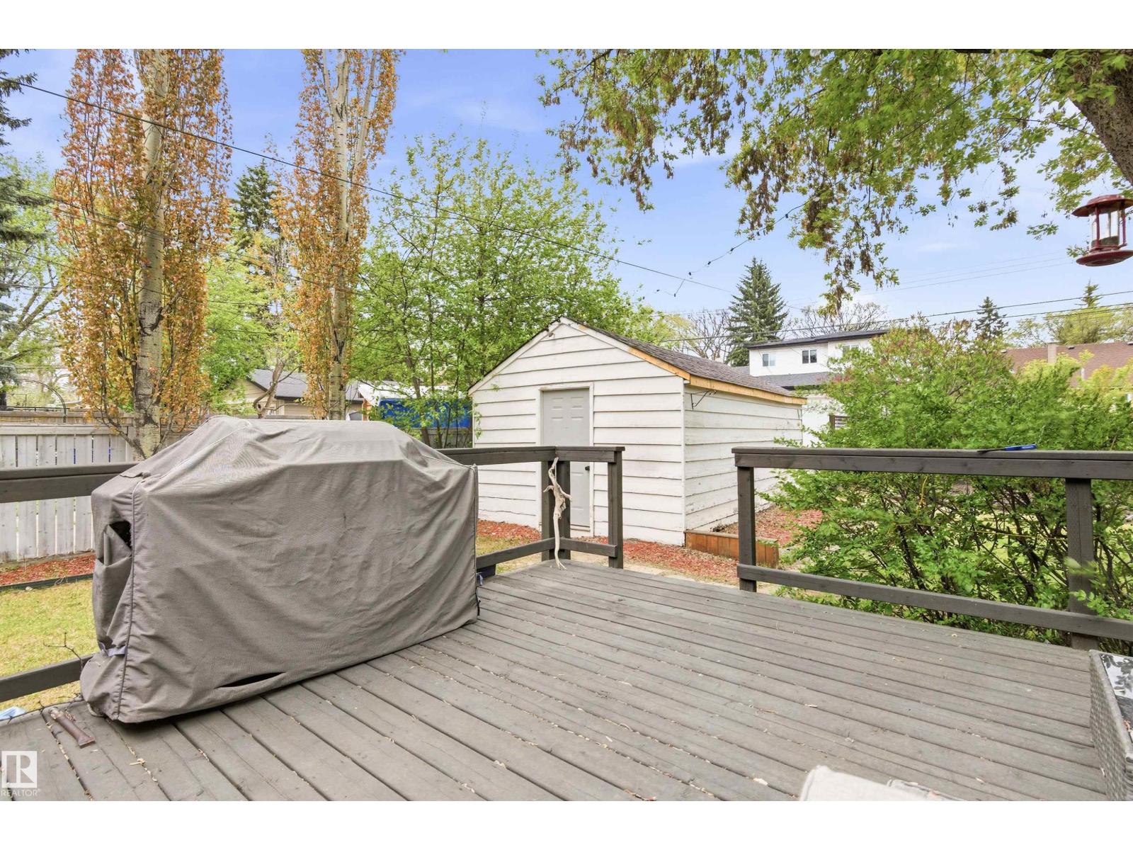 10827 64 AV NW - 51