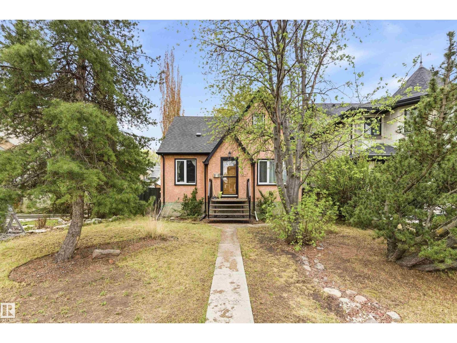10827 64 AV NW - Image 3