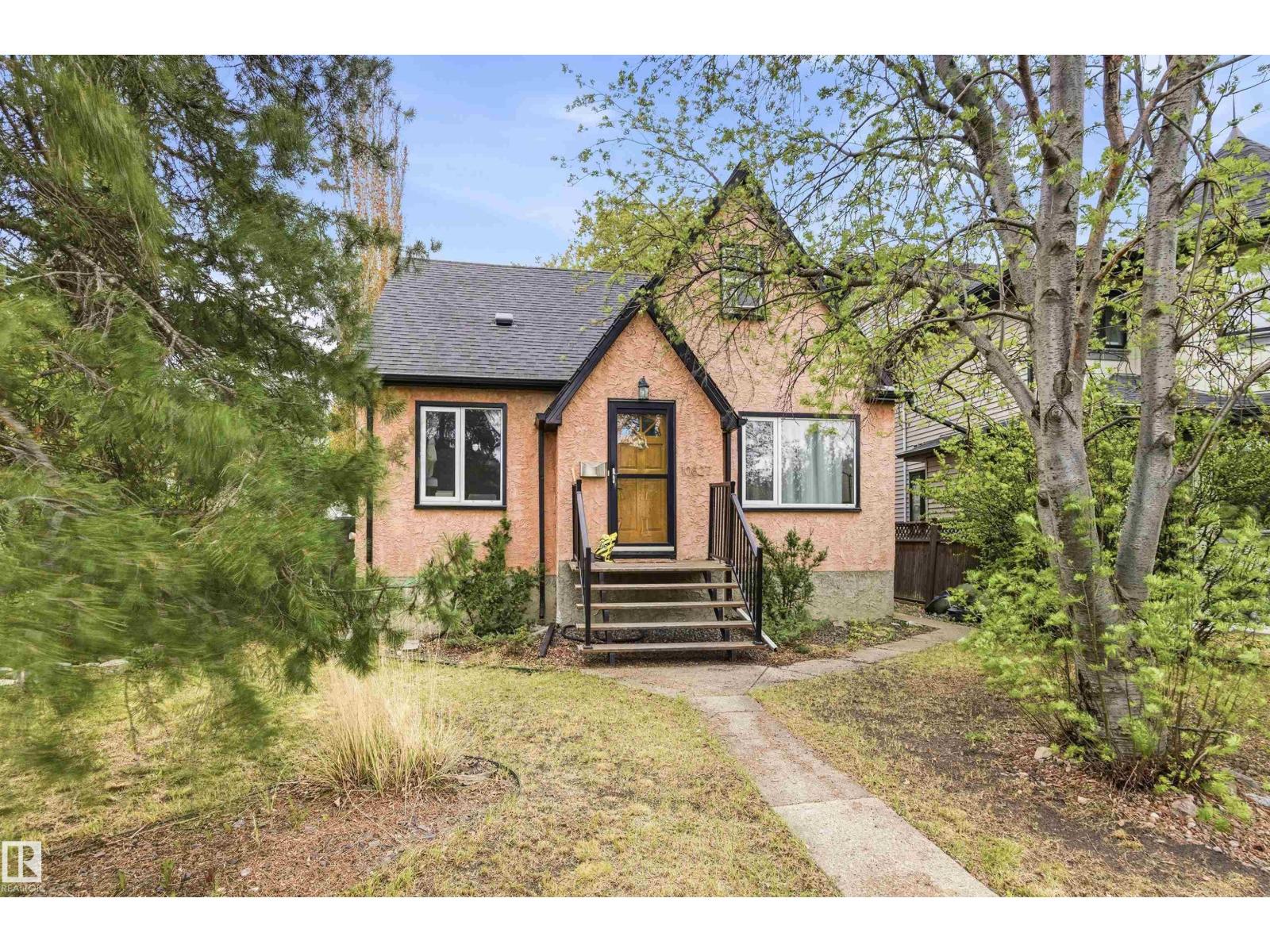 10827 64 AV NW - Image 2