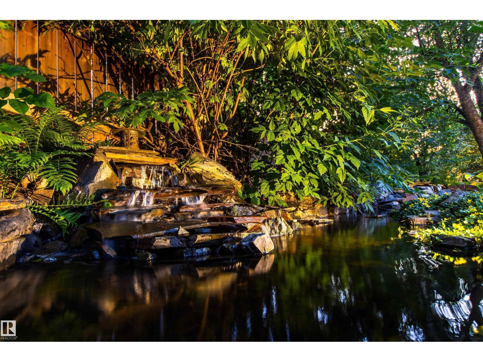 9010 120 ST NW - 46