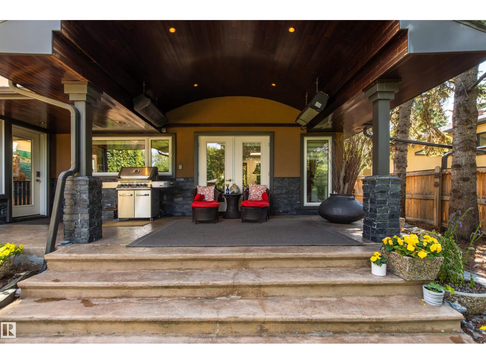 9010 120 ST NW - 37