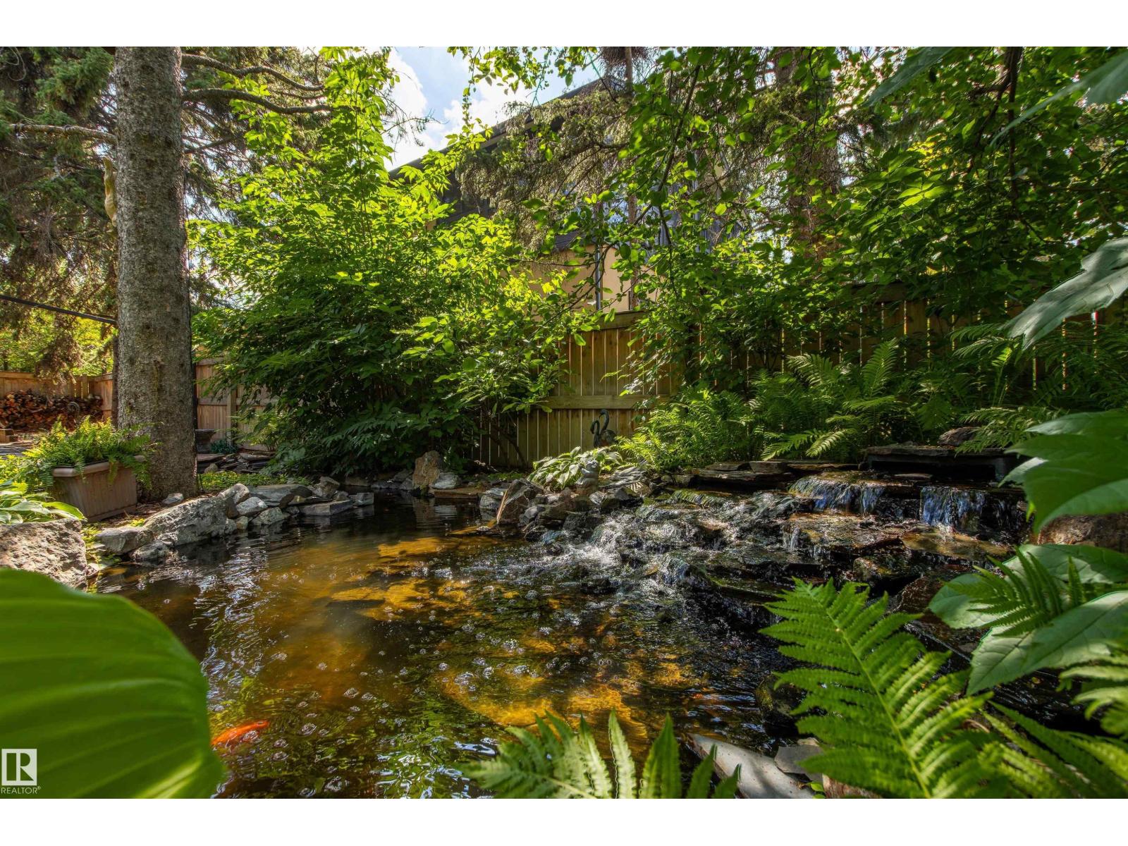 9010 120 ST NW - 48