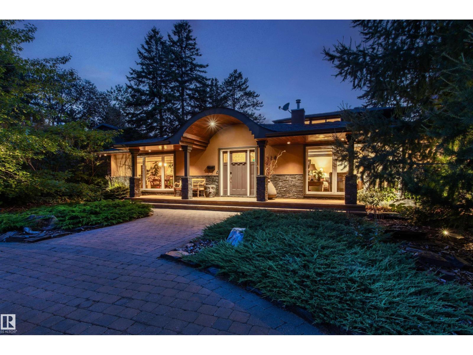 9010 120 ST NW - 56