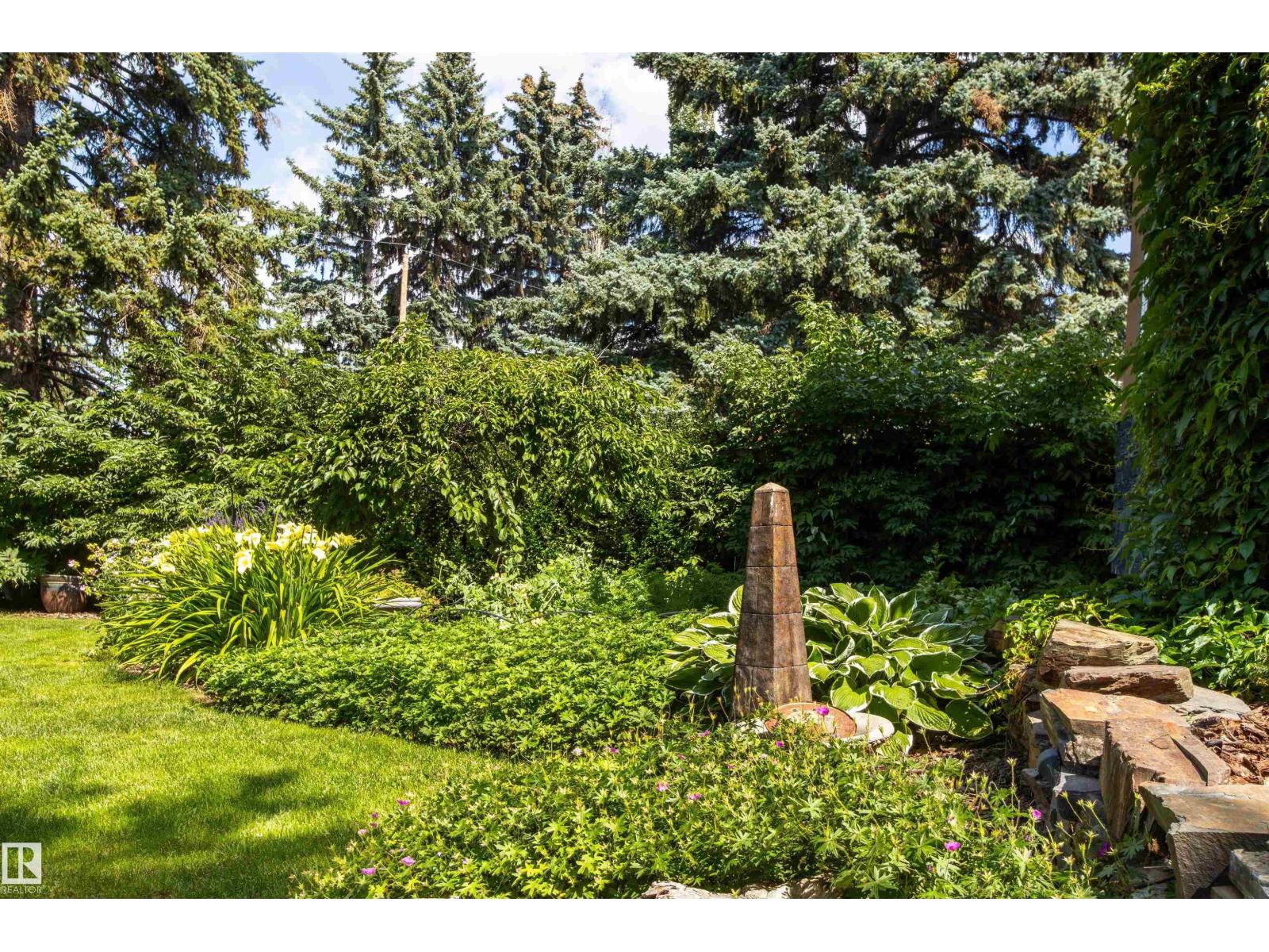 9010 120 ST NW - 52