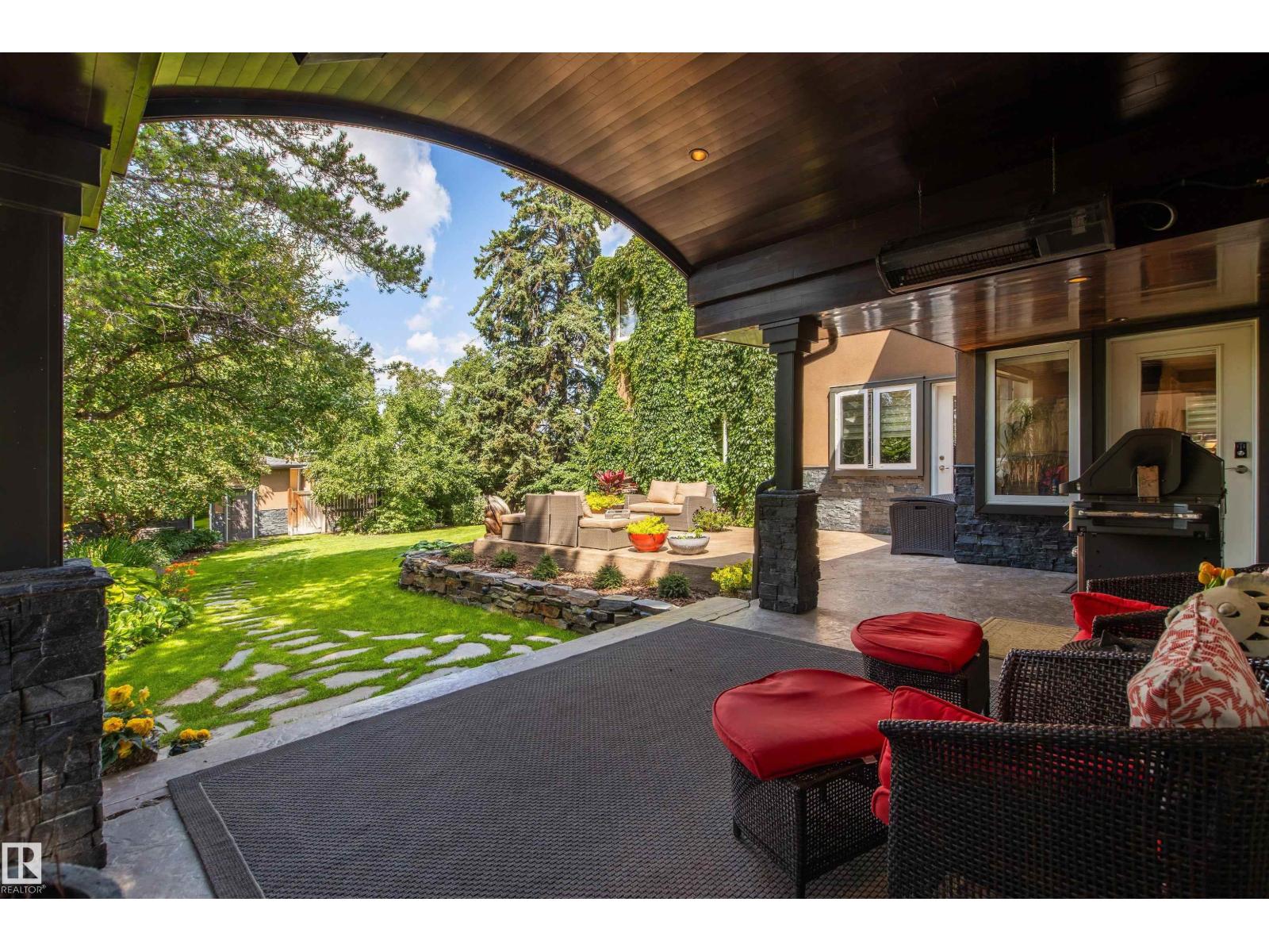 9010 120 ST NW - 38