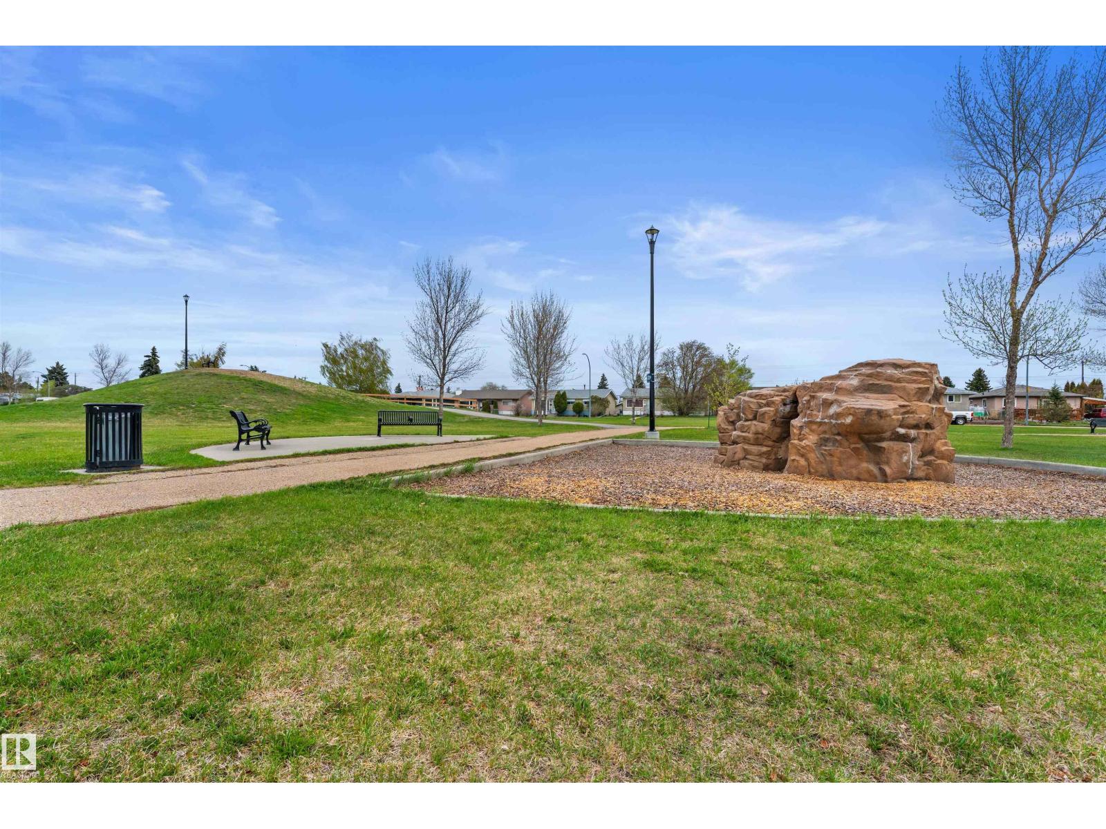 13515 59 ST NW NW - 44