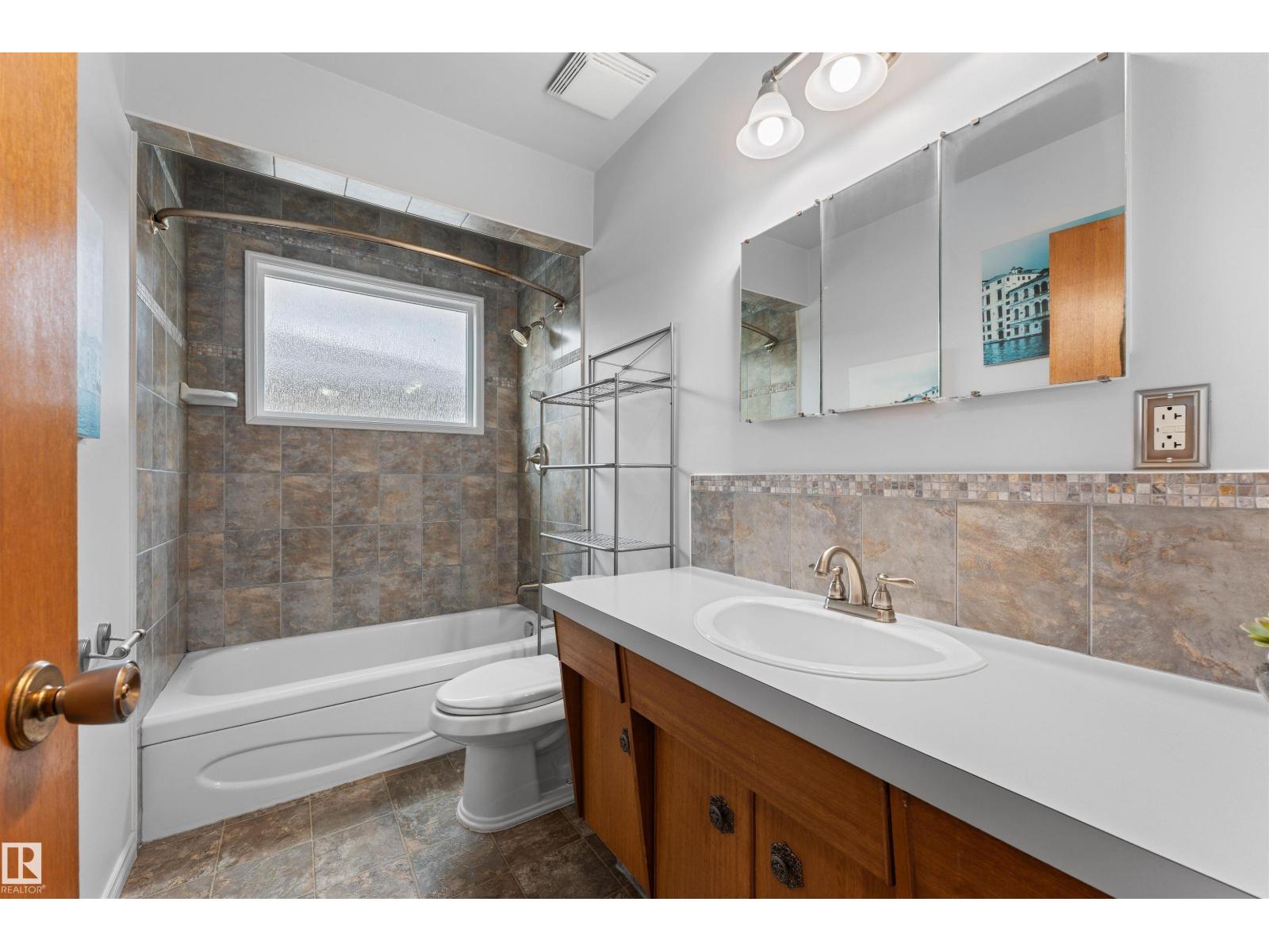13515 59 ST NW NW - 20