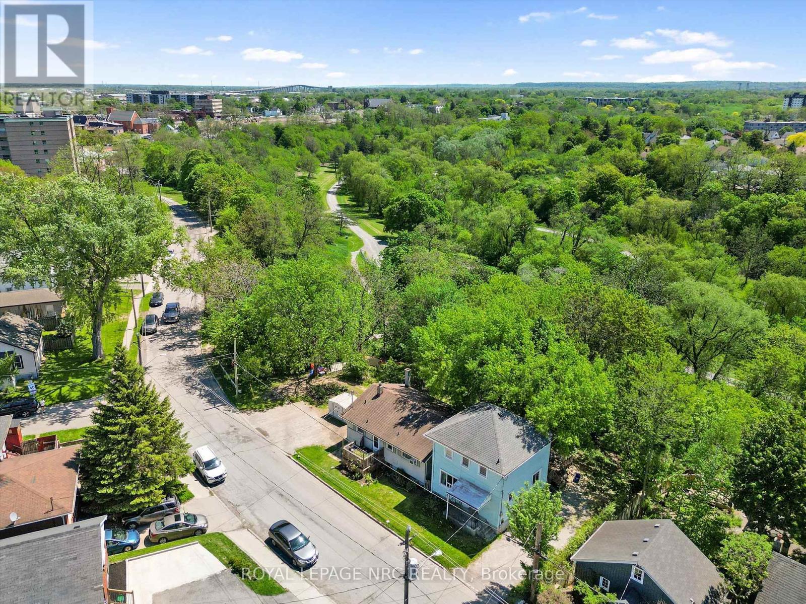 27 GALE CRESCENT - 5