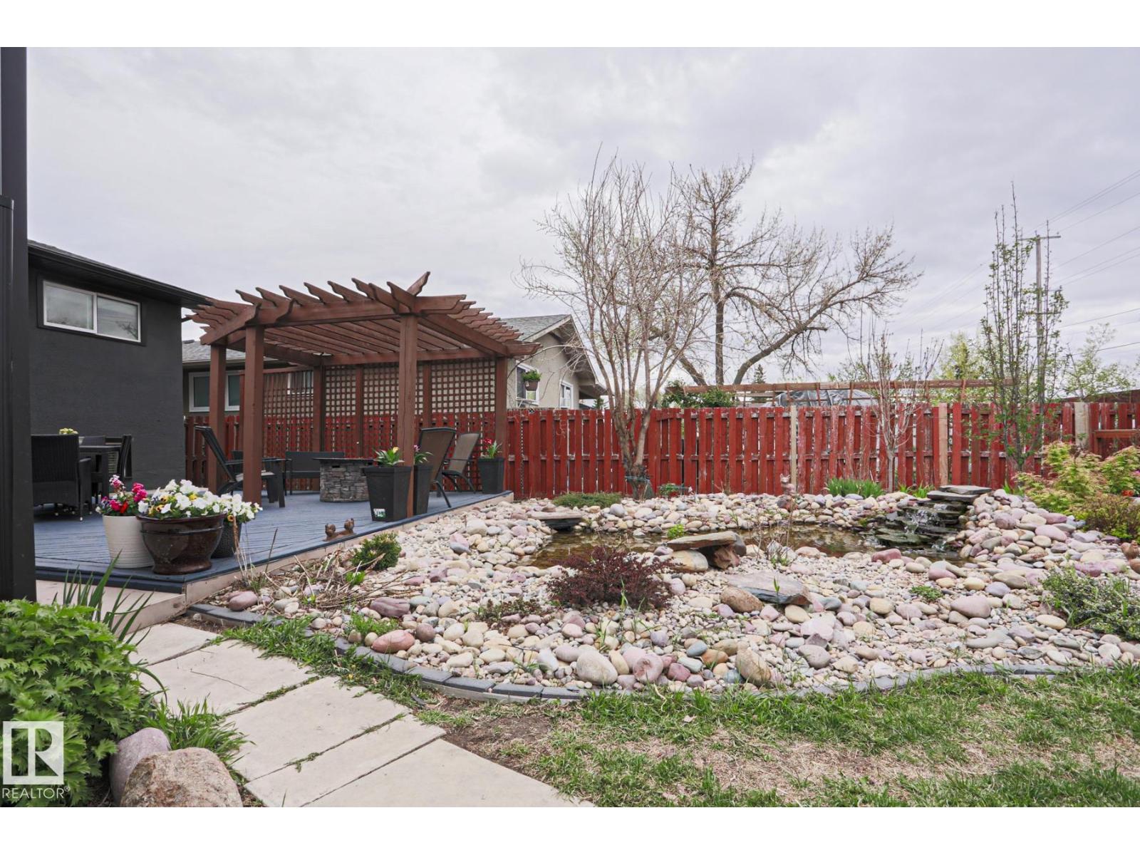 9828 169 ST NW - 44
