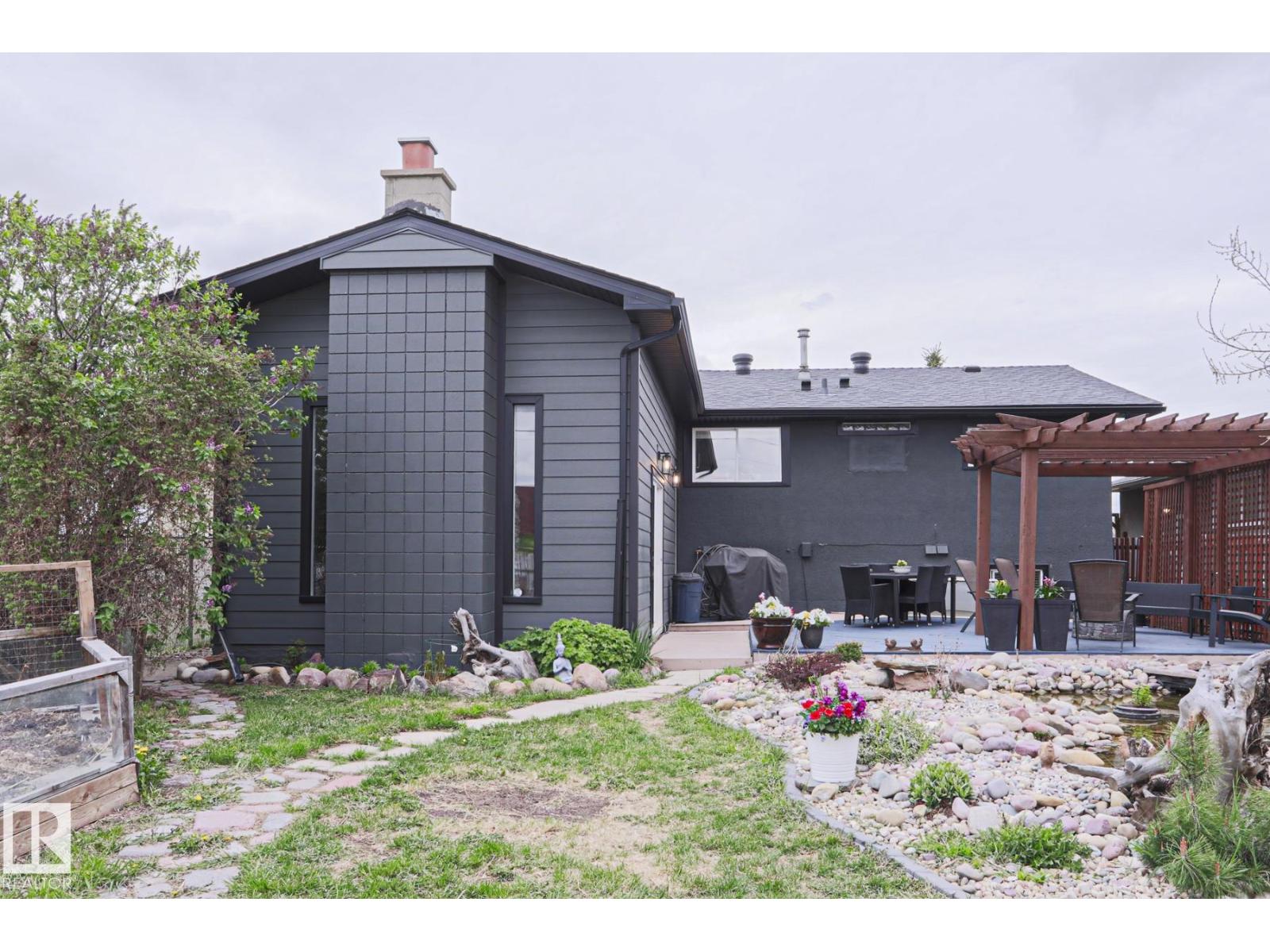 9828 169 ST NW - 53