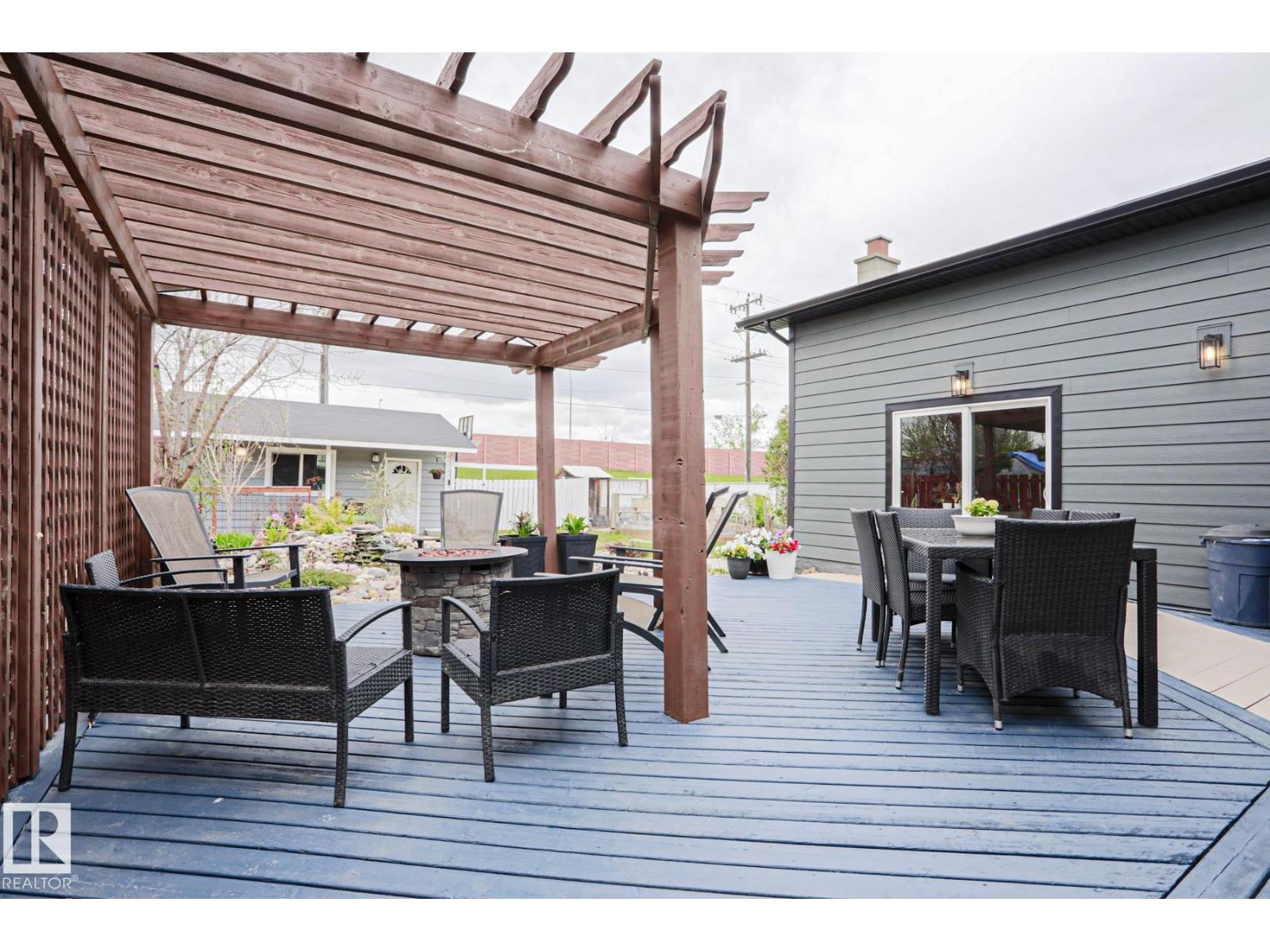 9828 169 ST NW - 48