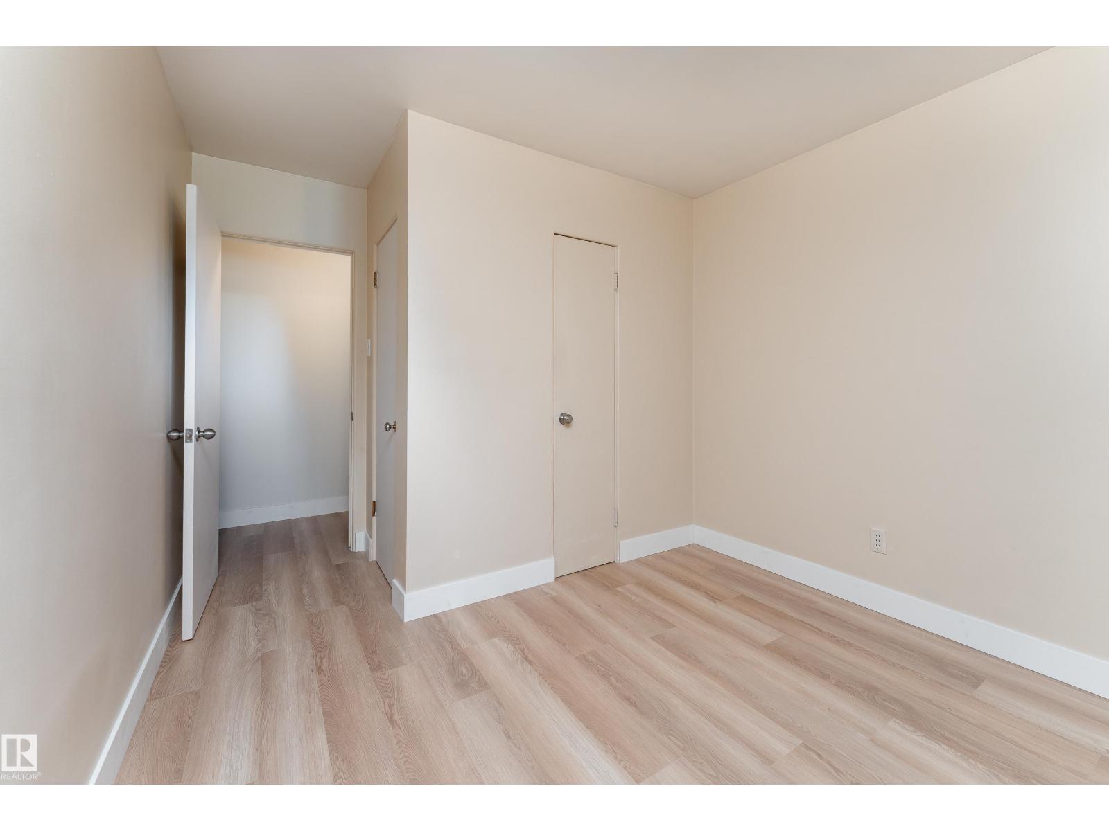 15241 85 AV NW - 10