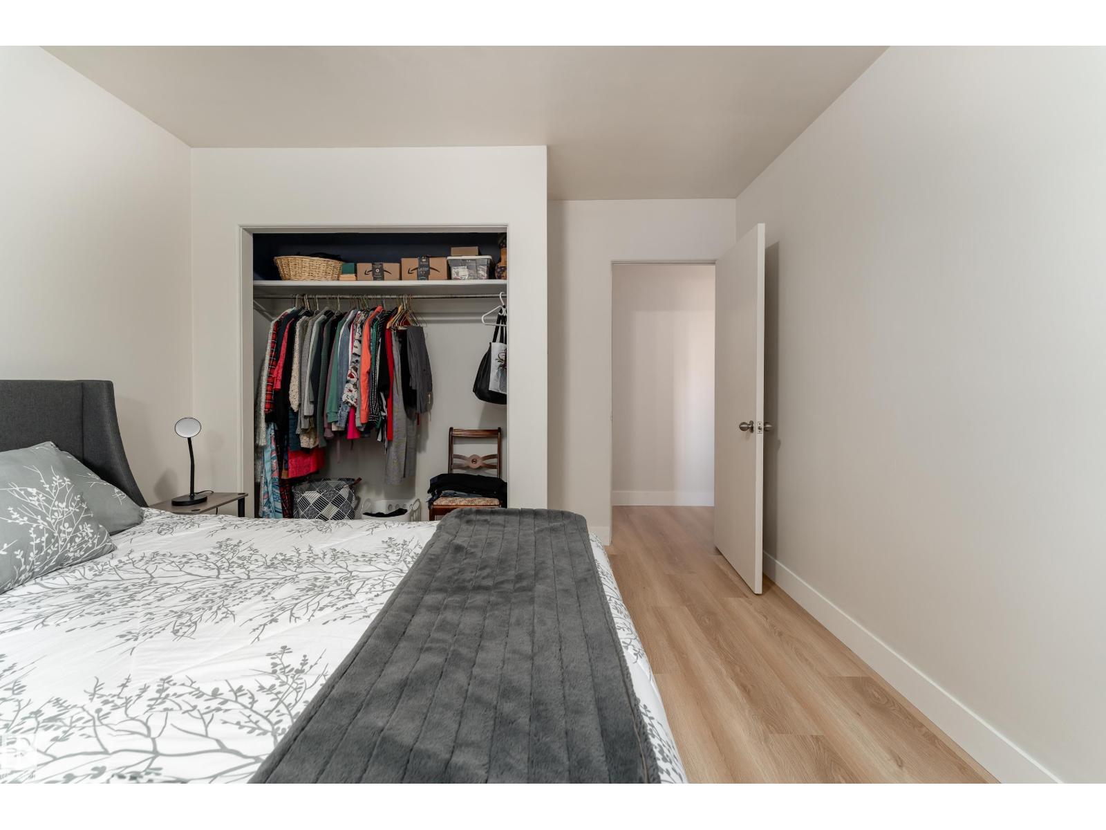 15241 85 AV NW - 12