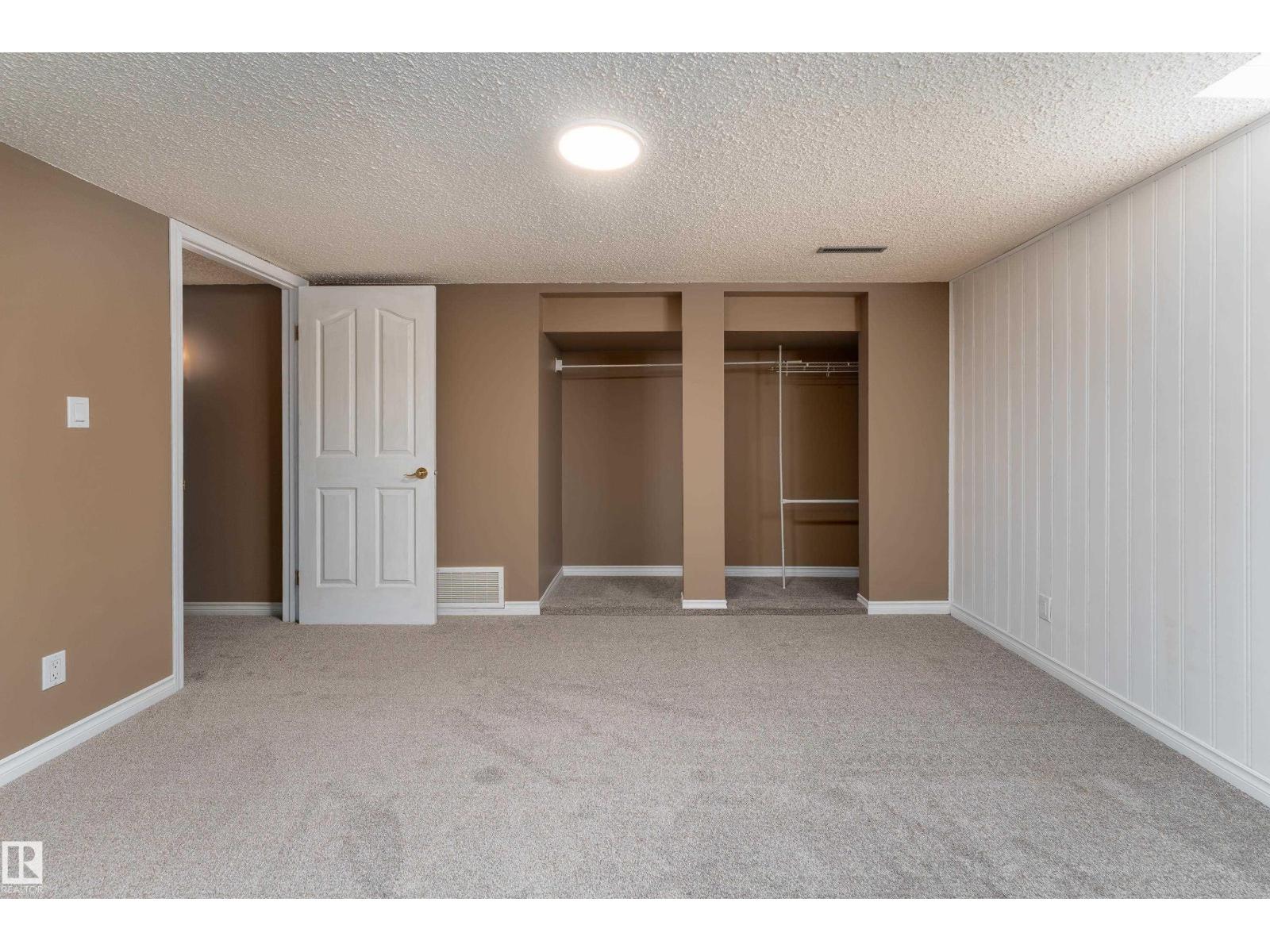 15241 85 AV NW - 21