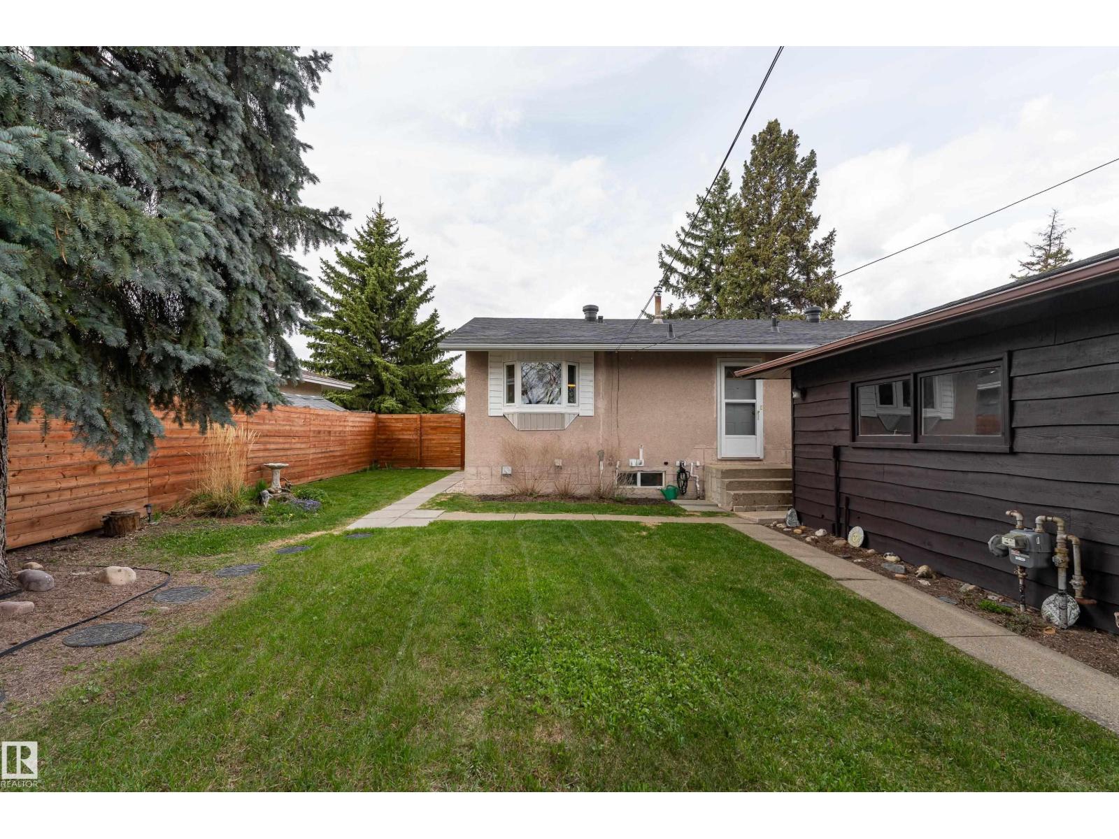 15241 85 AV NW - 26
