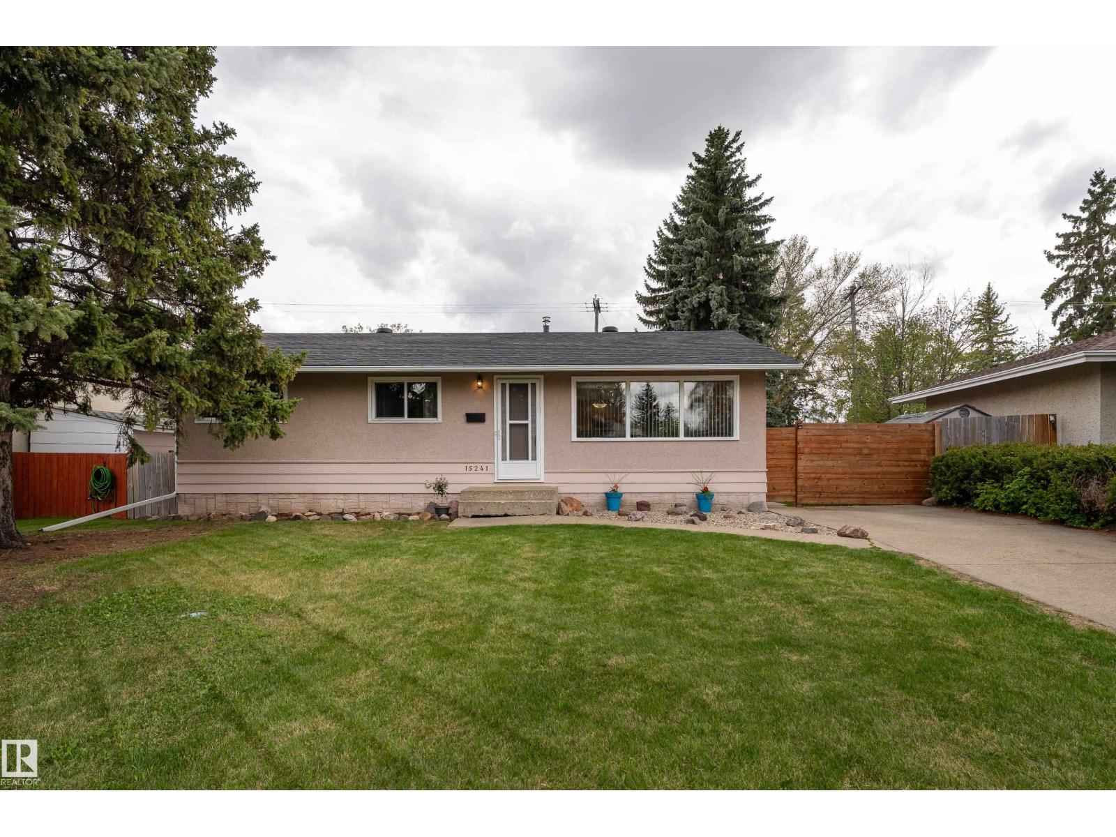 15241 85 AV NW - 29