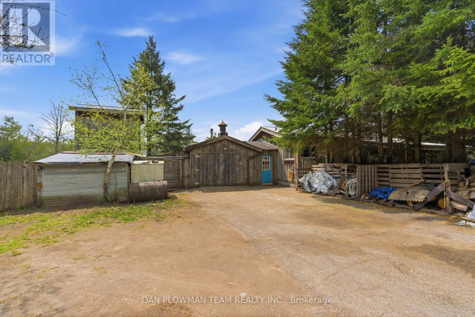 321 SANDY FLATS ROAD - 28