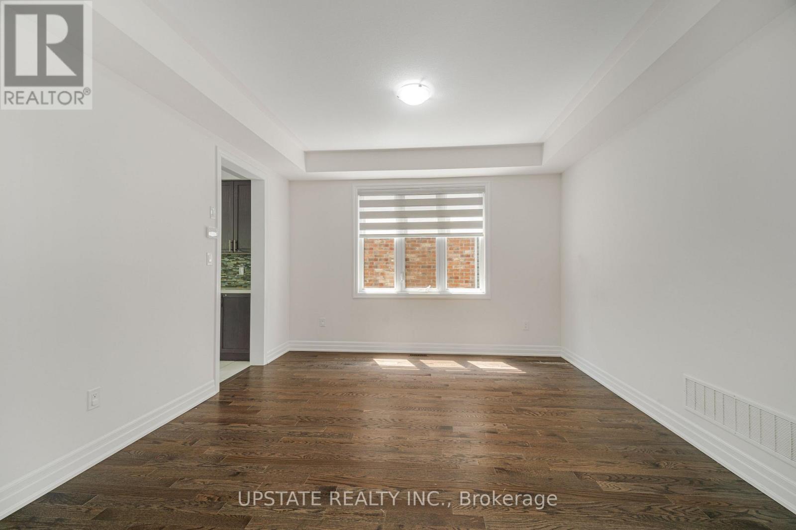 9218 WHITE OAK AVENUE N - 10