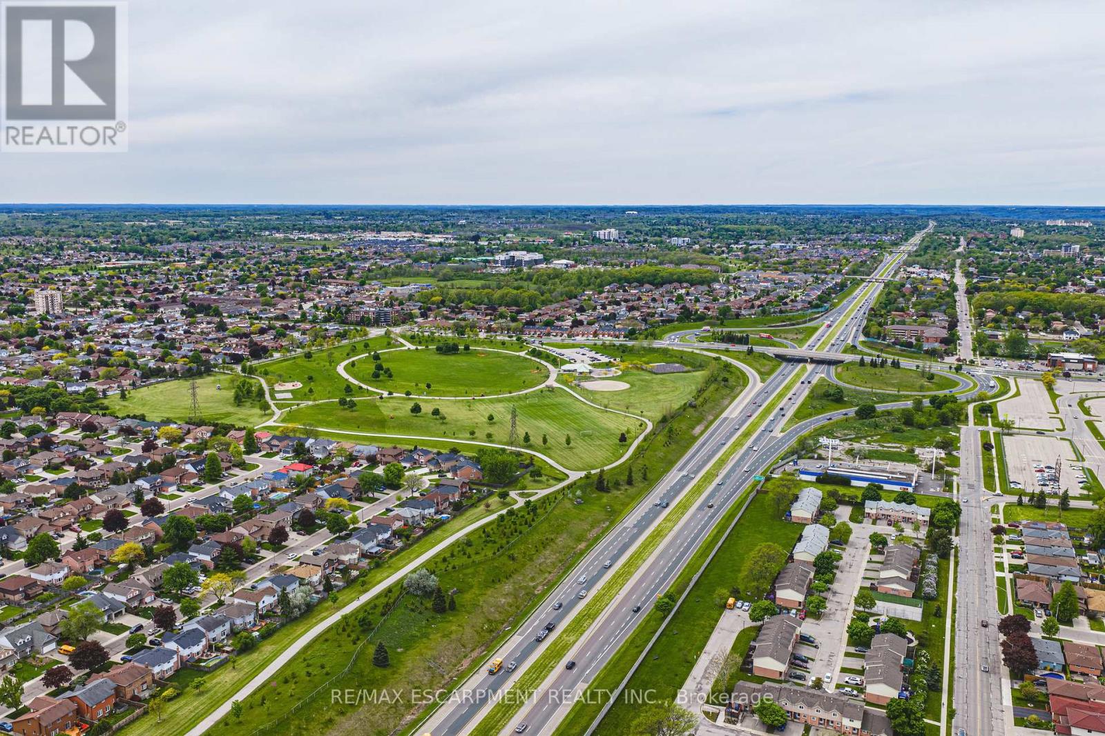301 PARKWOOD CRESCENT - 50