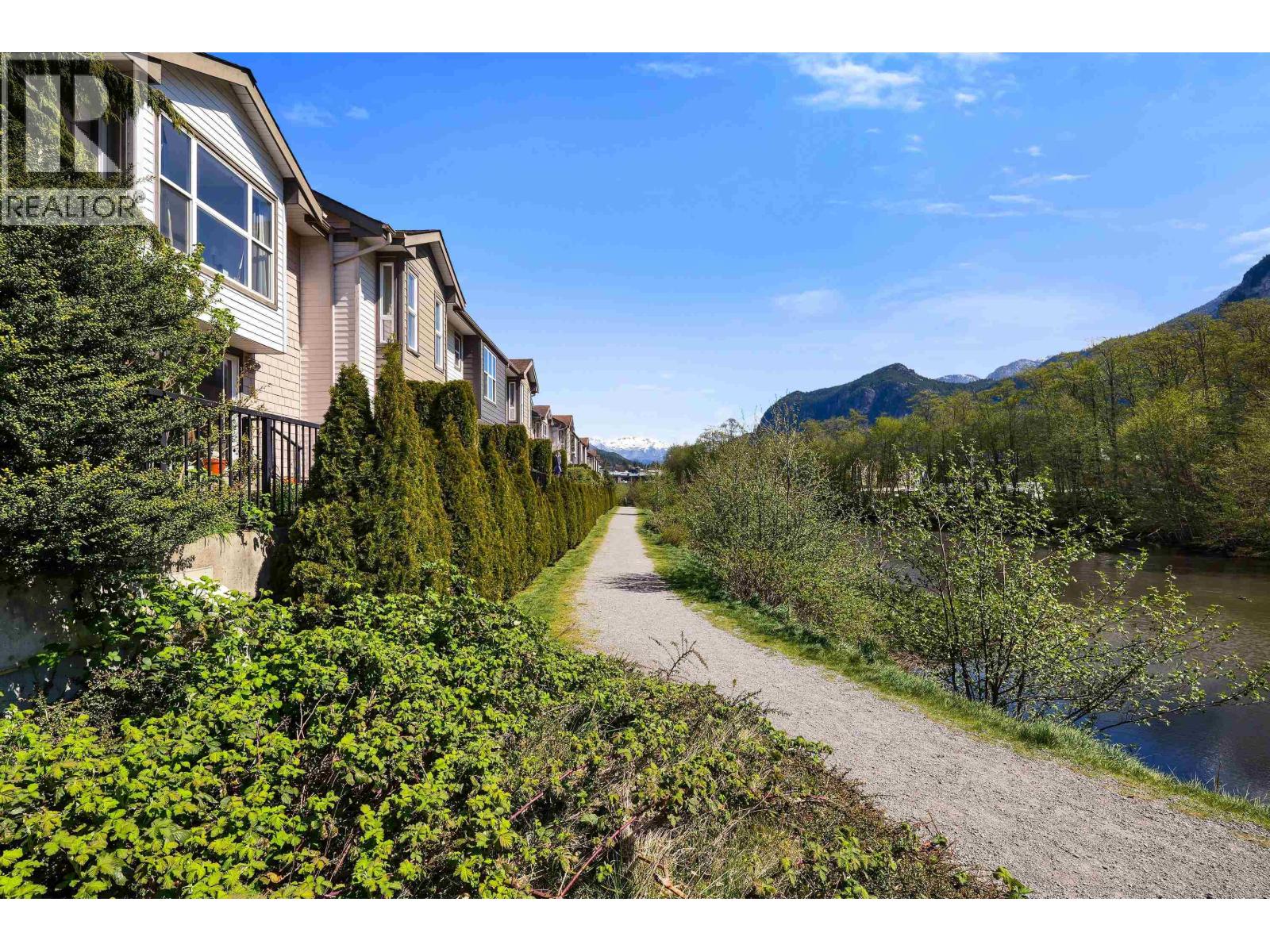 6 1204 MAIN STREET, Squamish