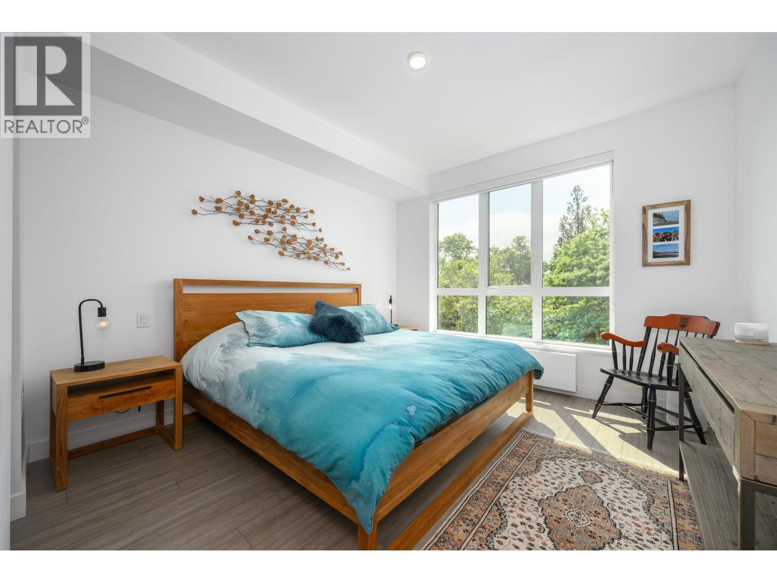 108 733 E 3RD STREET, North Vancouver
