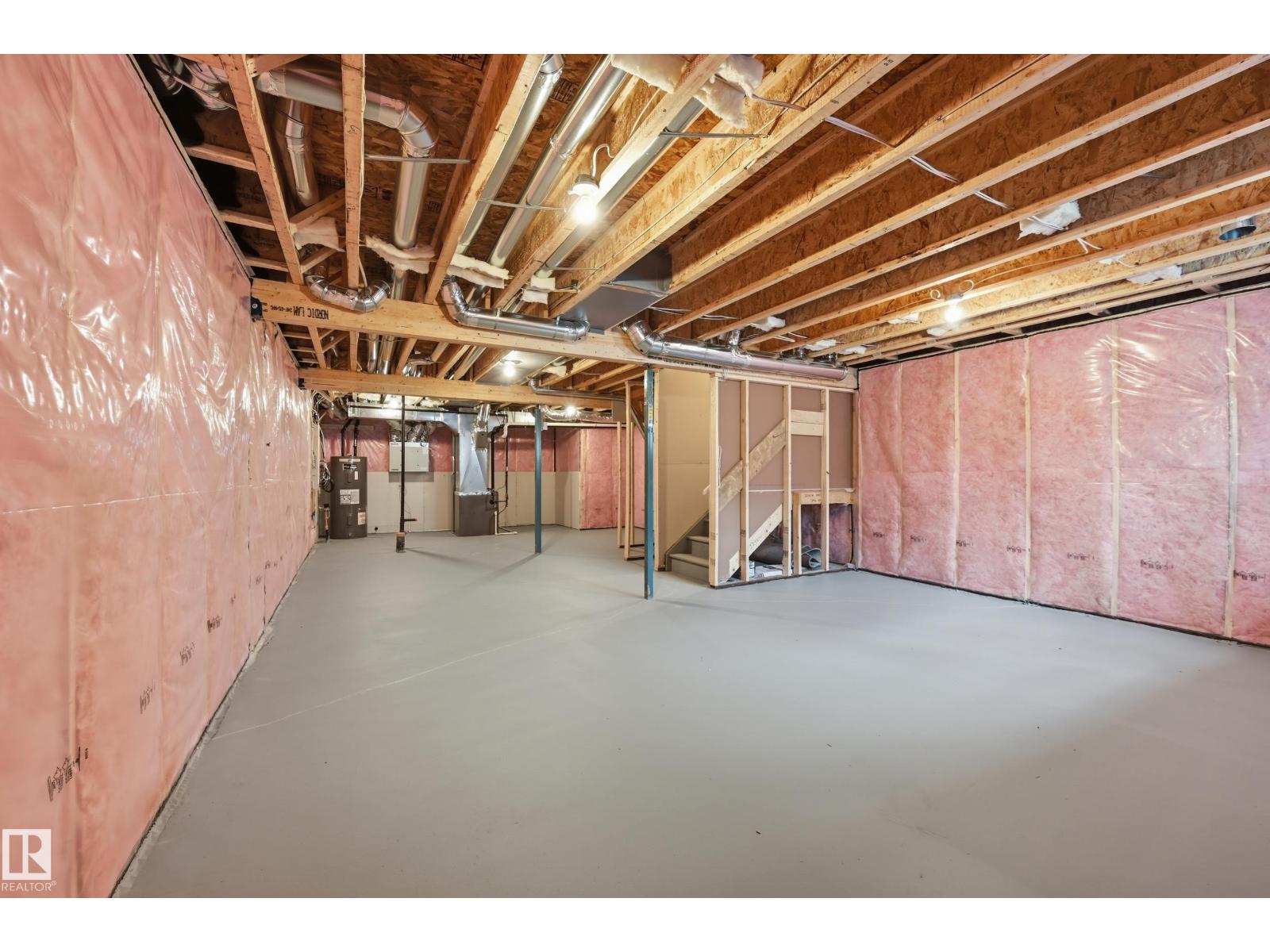 22404 90 AV NW - 24
