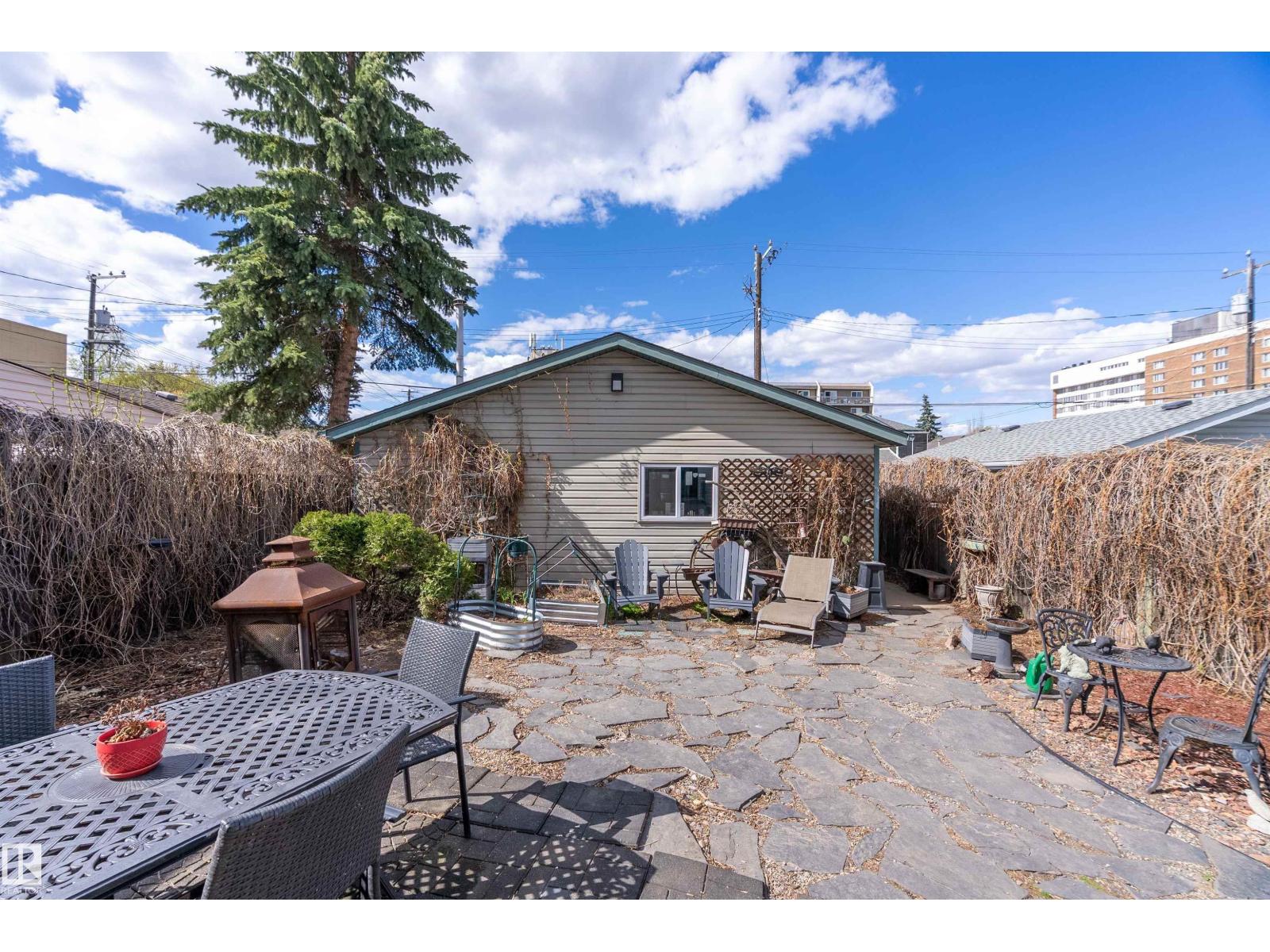 9420 102A AV NW - 35