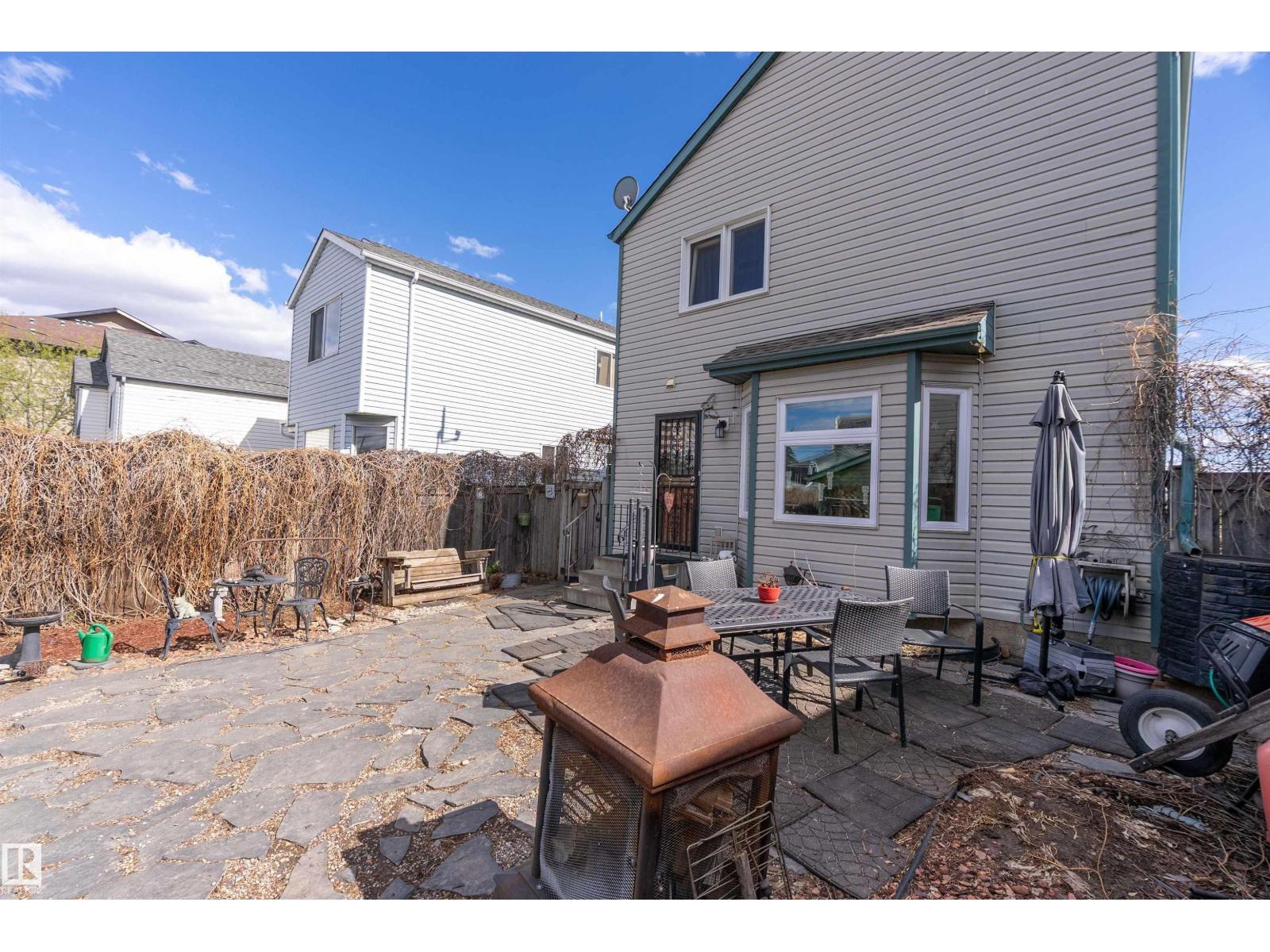 9420 102A AV NW - 37