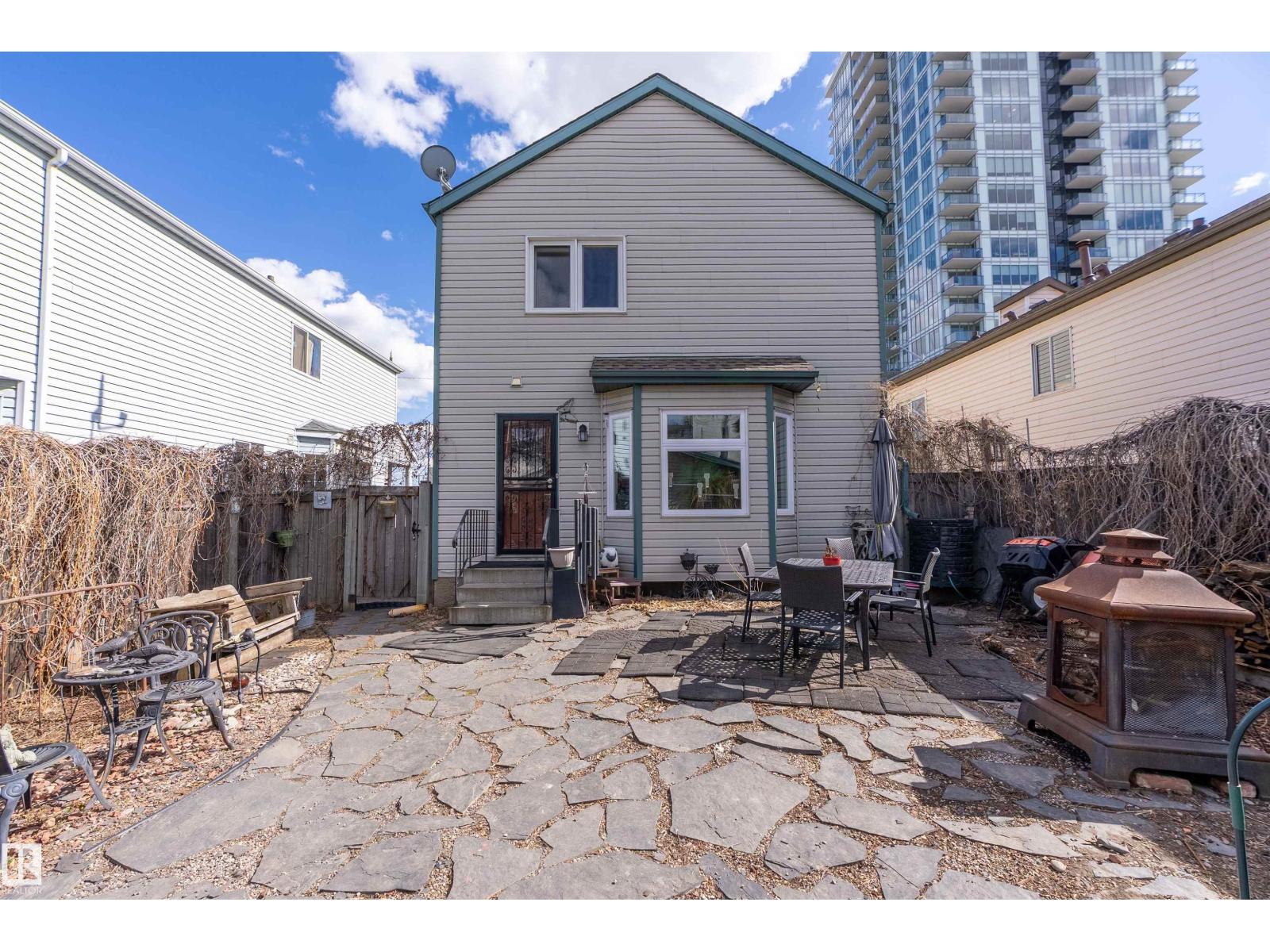 9420 102A AV NW - 38