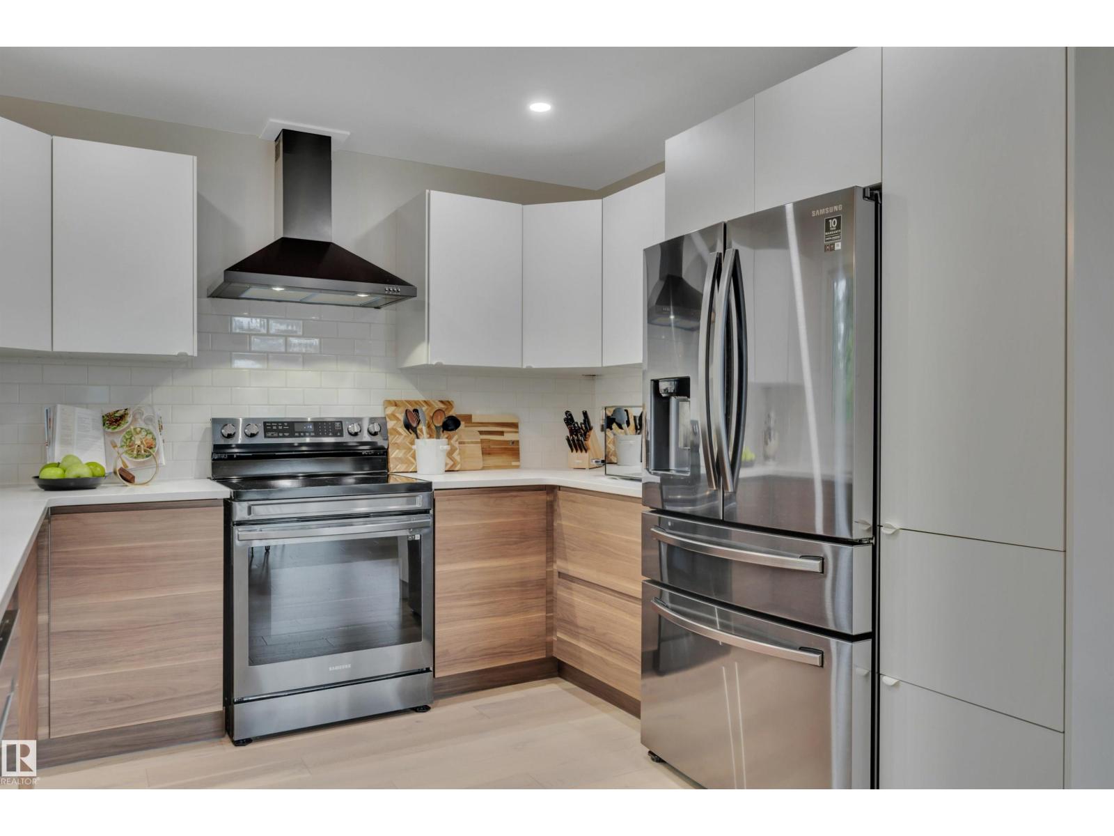 3419 84 ST NW — photo 18