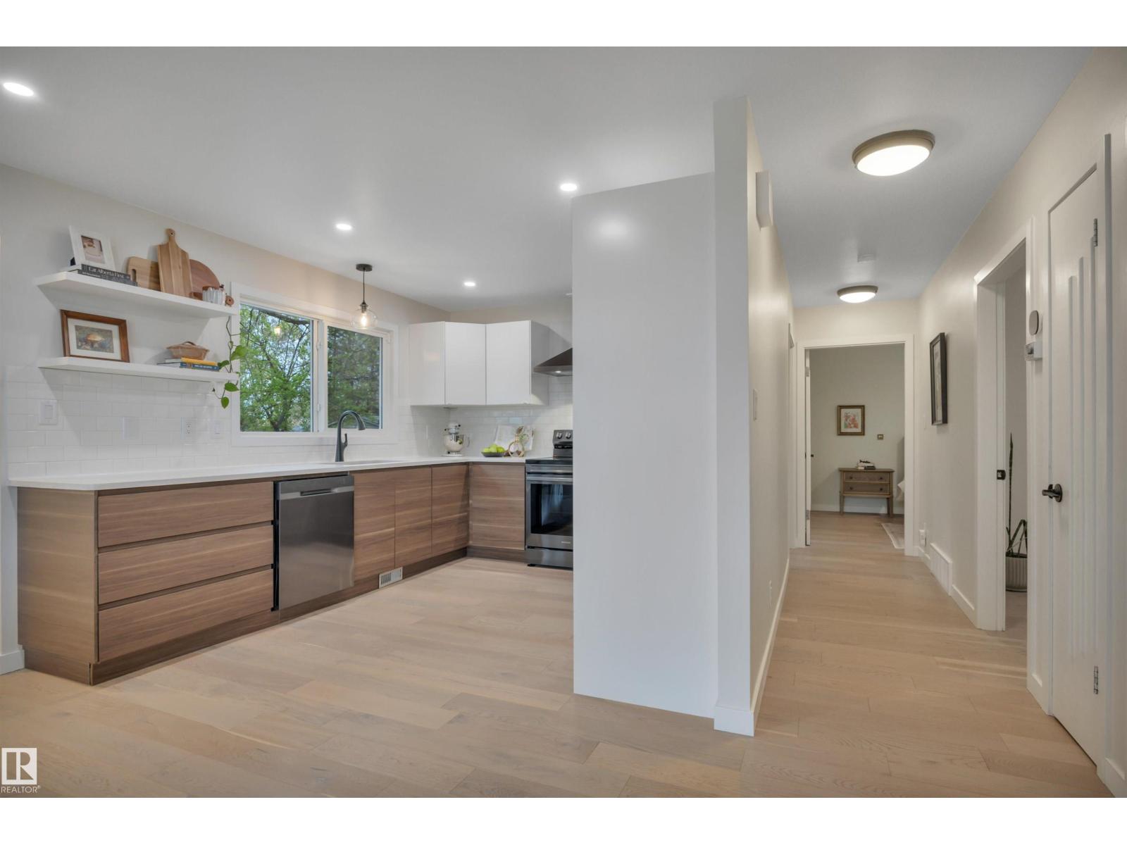 3419 84 ST NW — photo 22