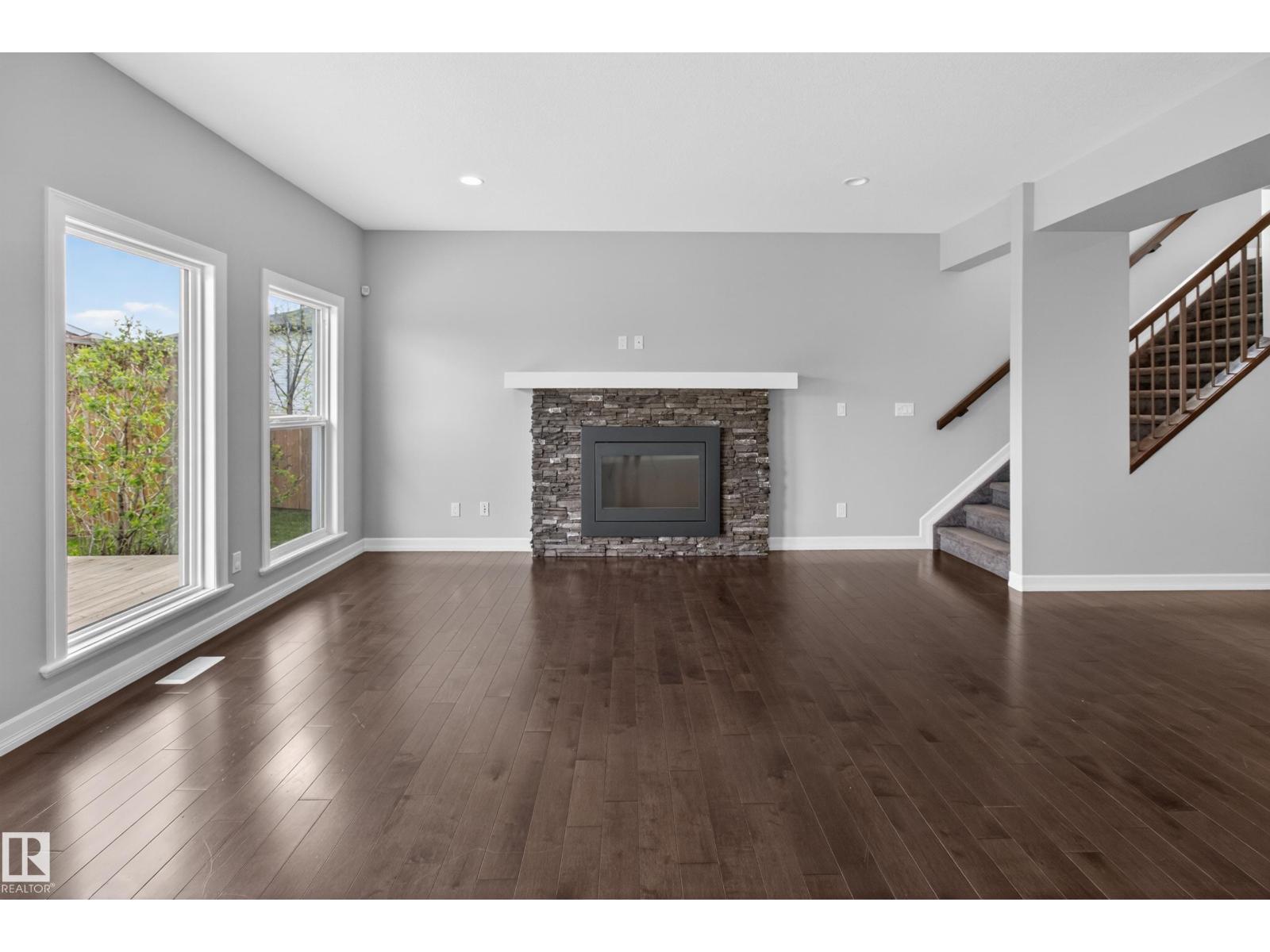 14239 138 ST NW - 17