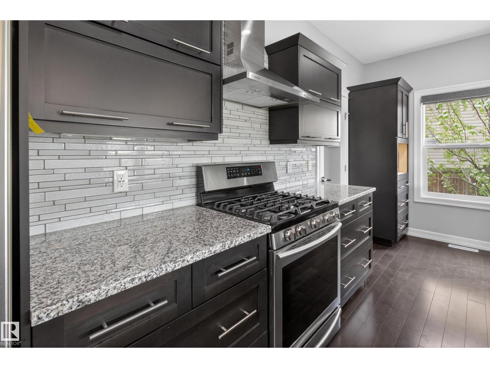 14239 138 ST NW - 23