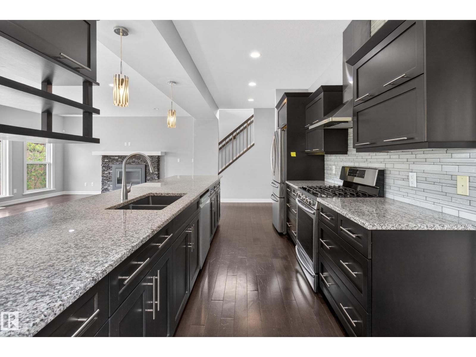 14239 138 ST NW - 24