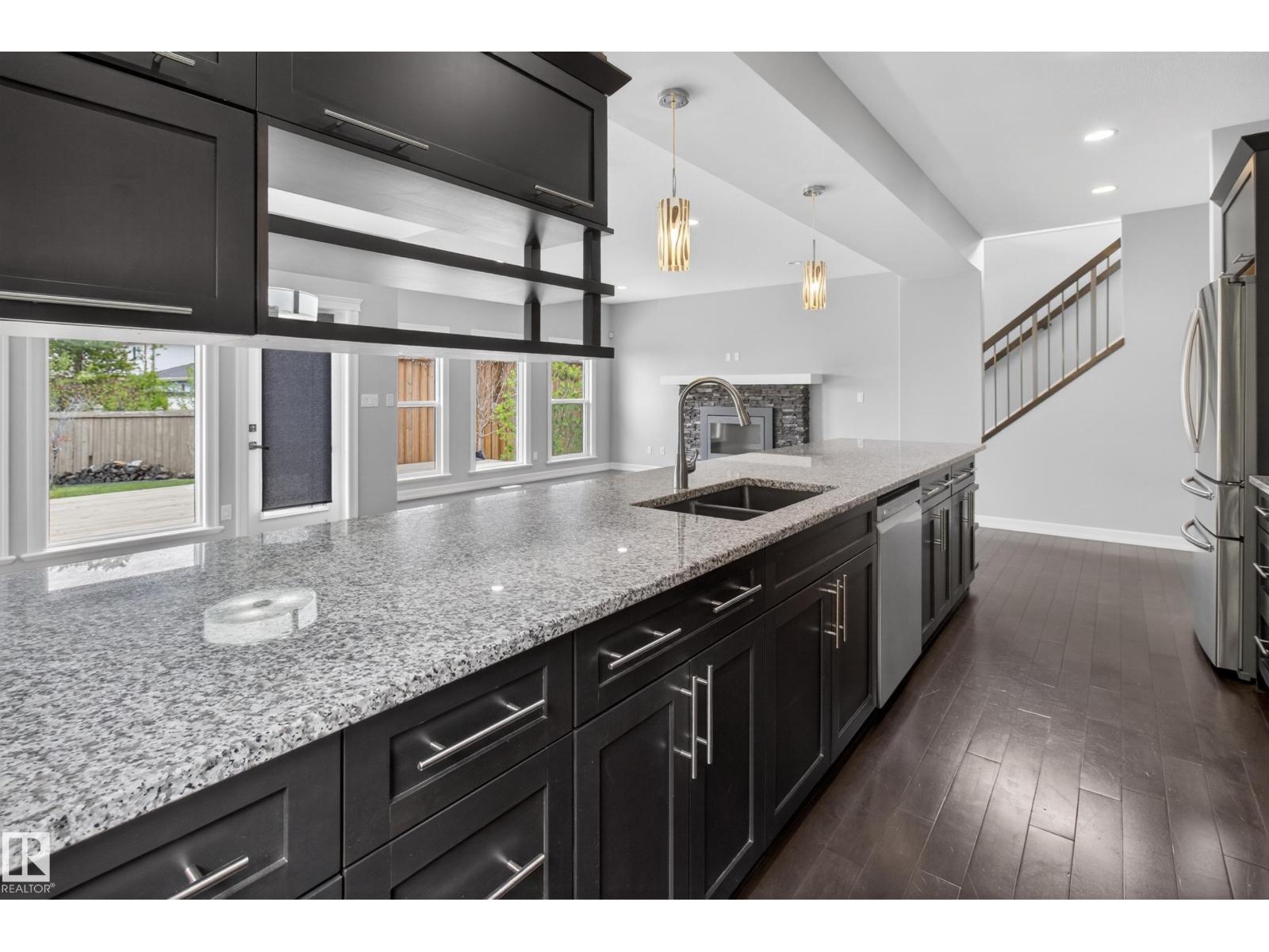 14239 138 ST NW - 25