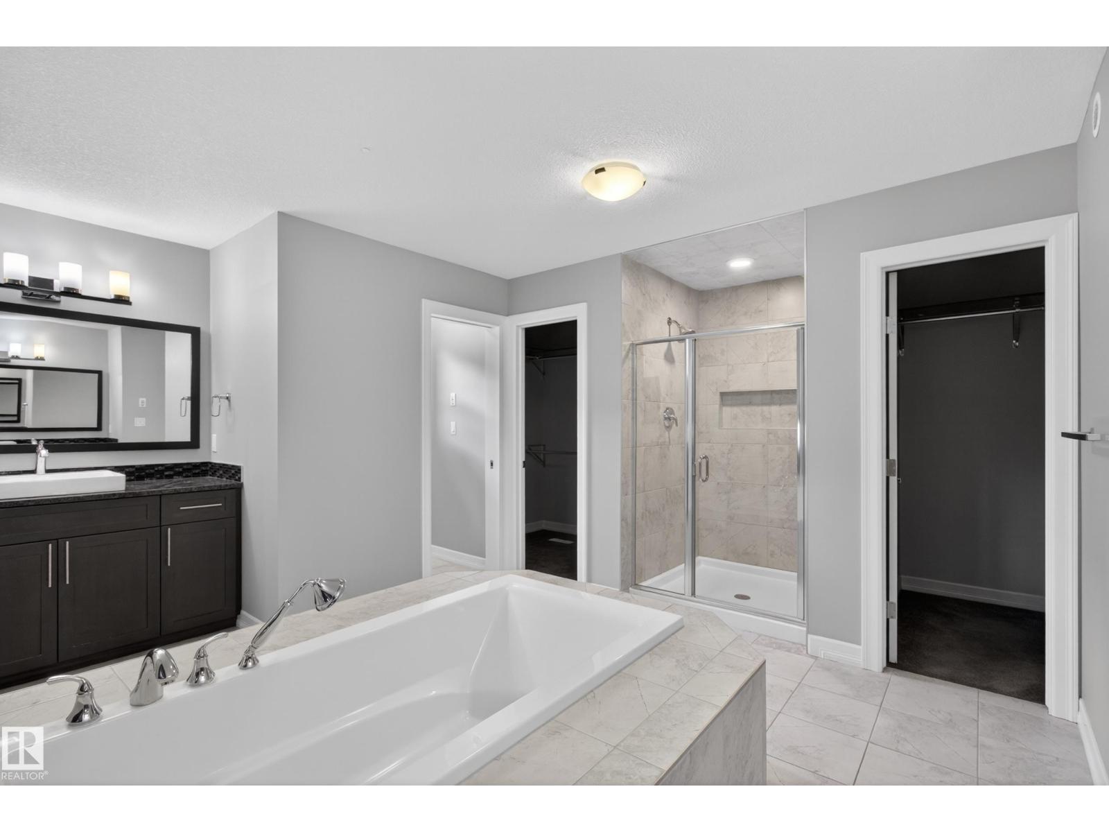 14239 138 ST NW - 48