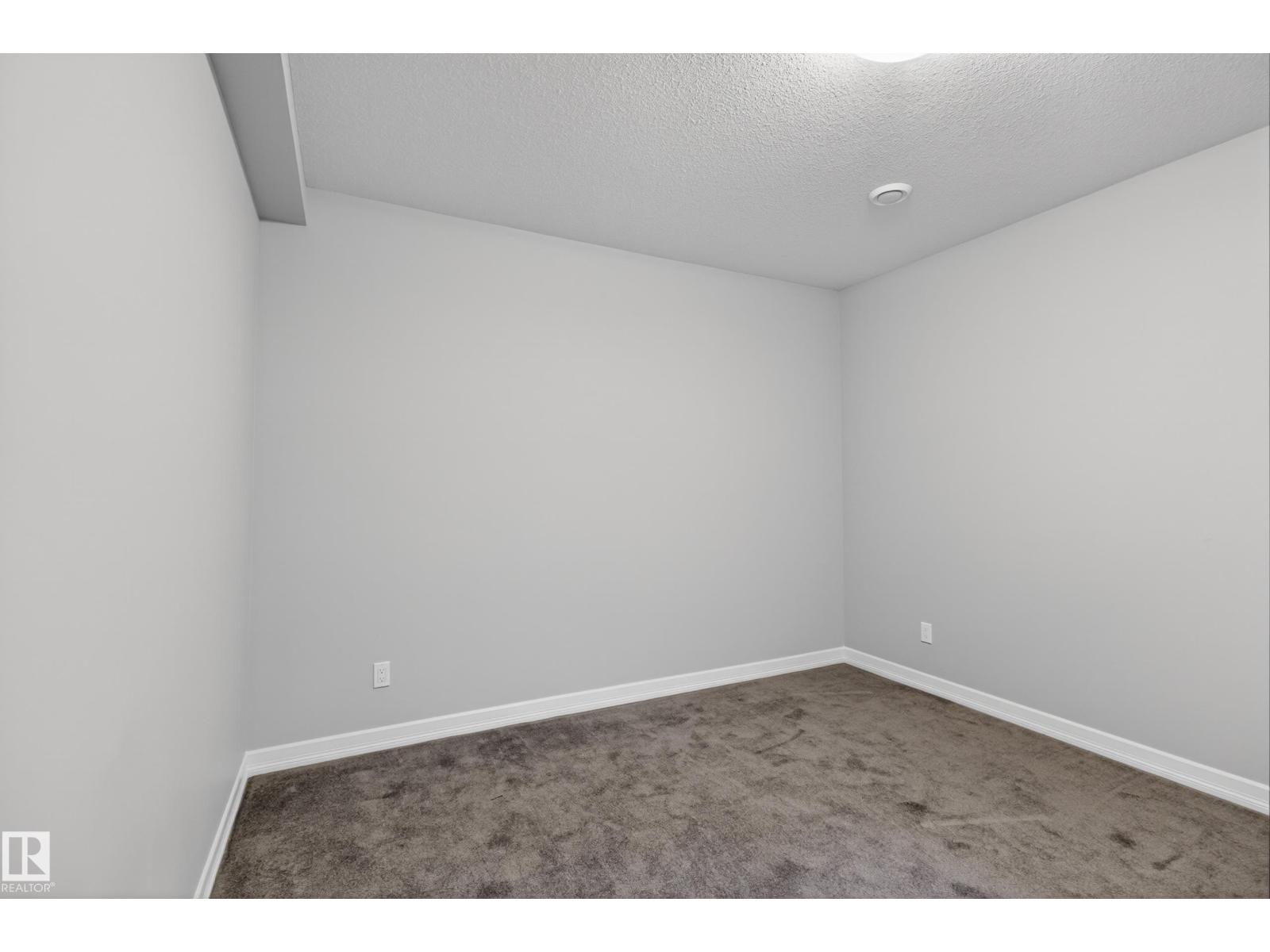 14239 138 ST NW - 55