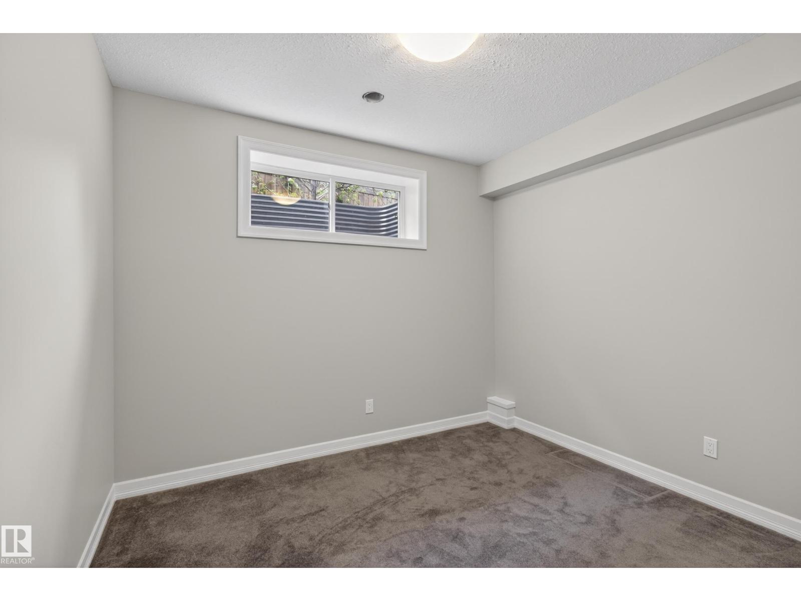 14239 138 ST NW - 56