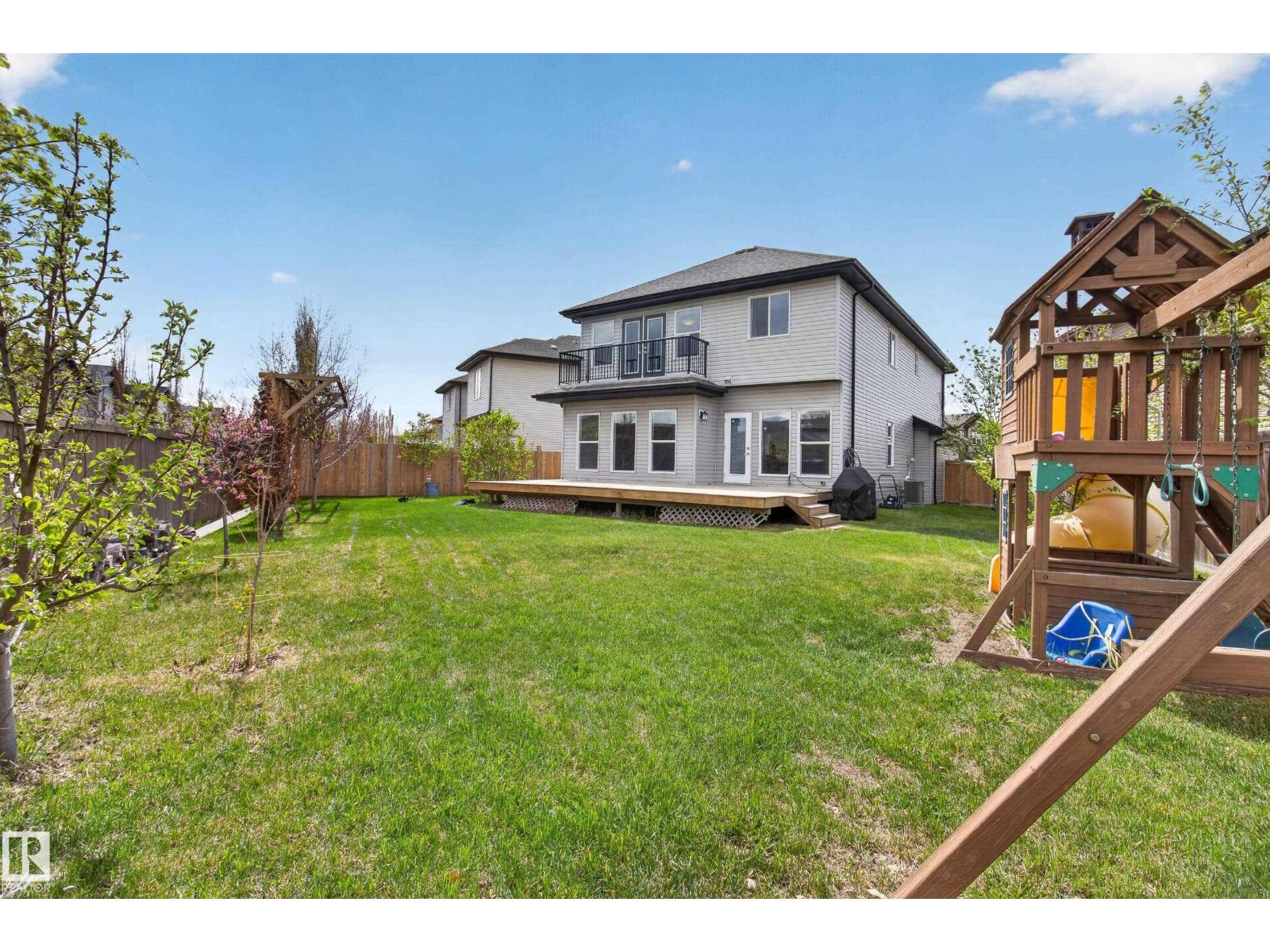 14239 138 ST NW - 8