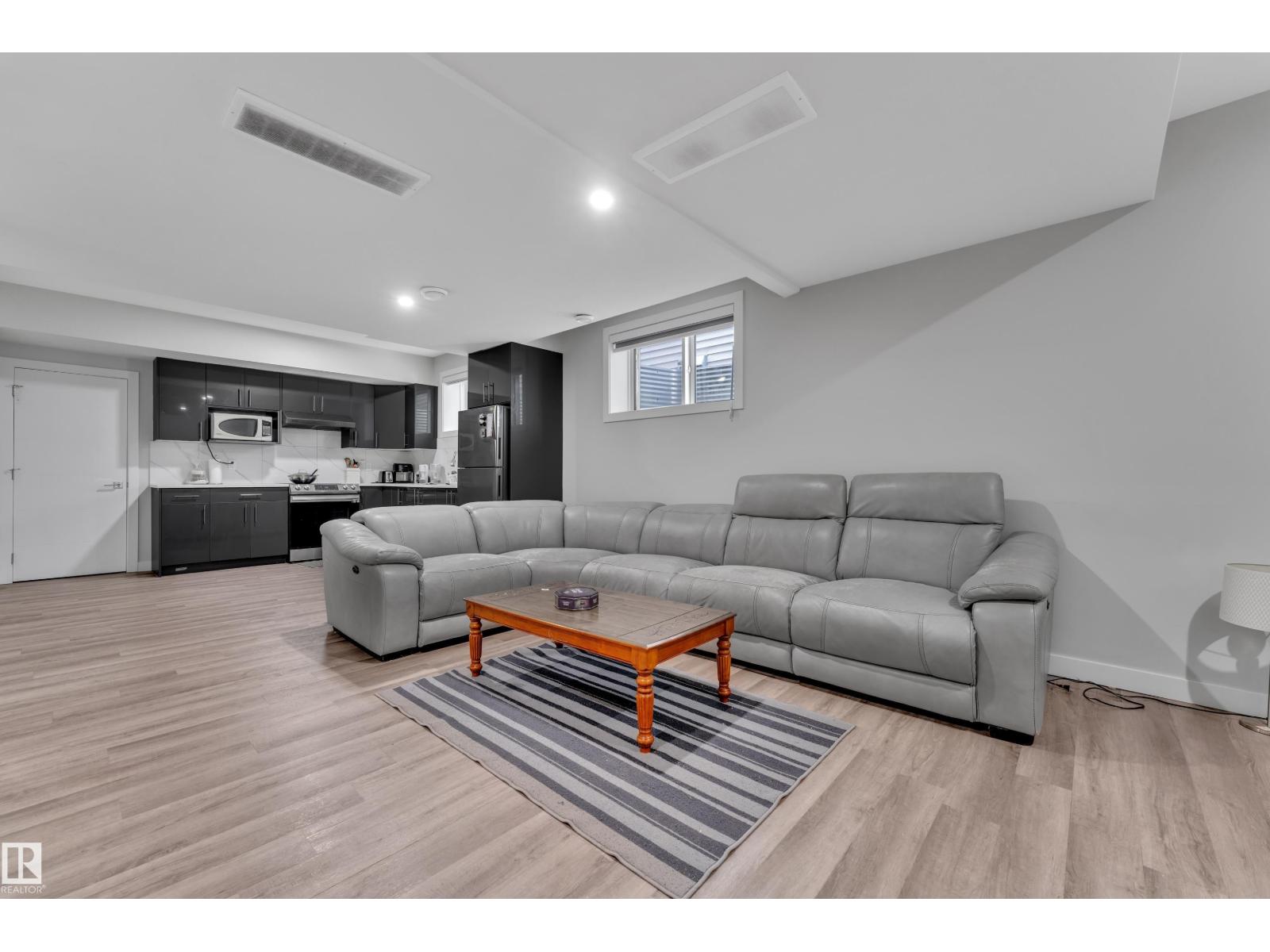 1827 22 ST NW NW — photo 38