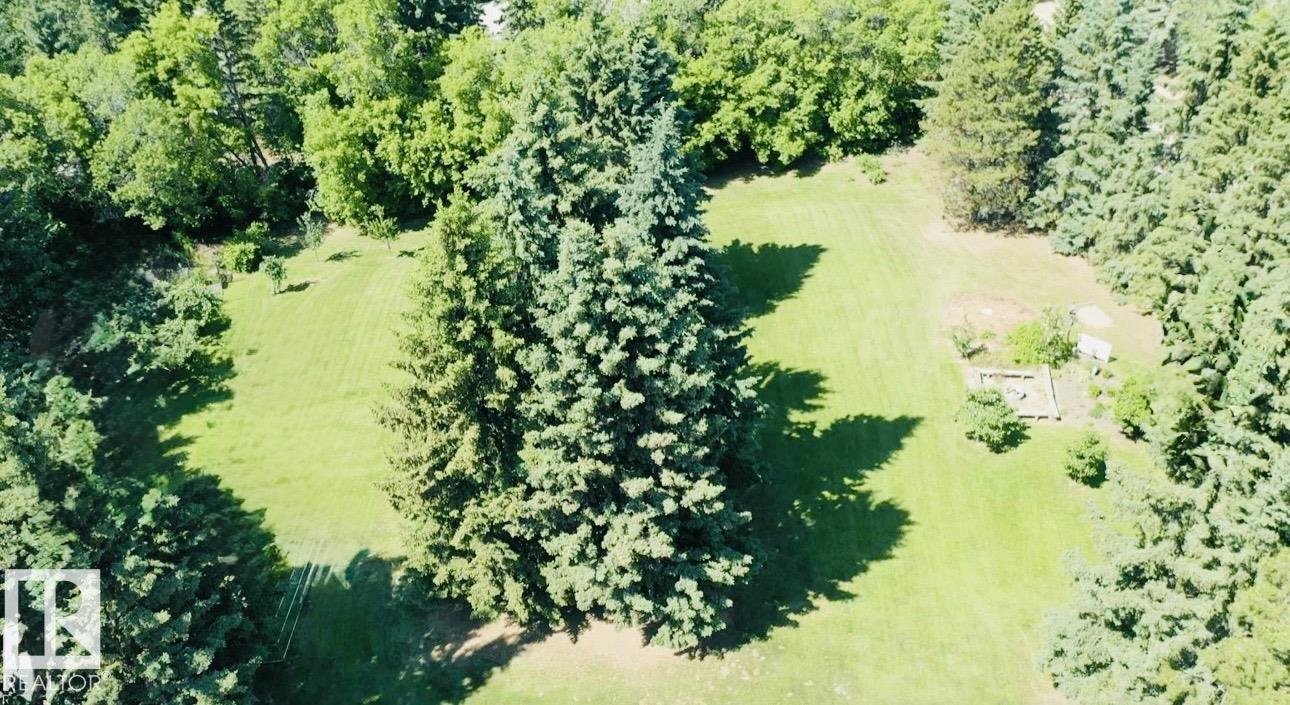#10 Viscount Drive NW — photo 32