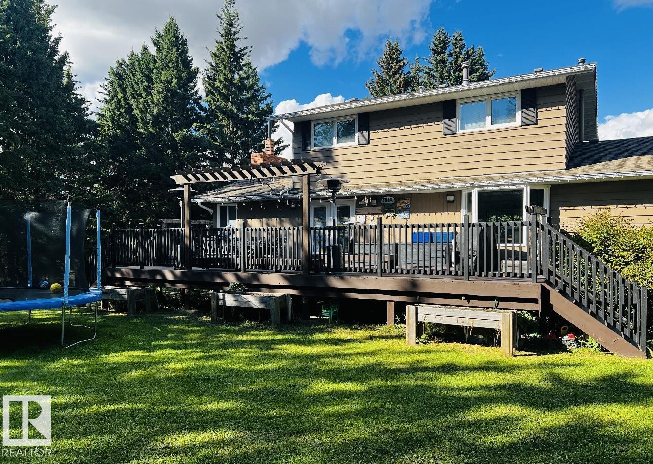 #10 Viscount Drive NW — photo 36
