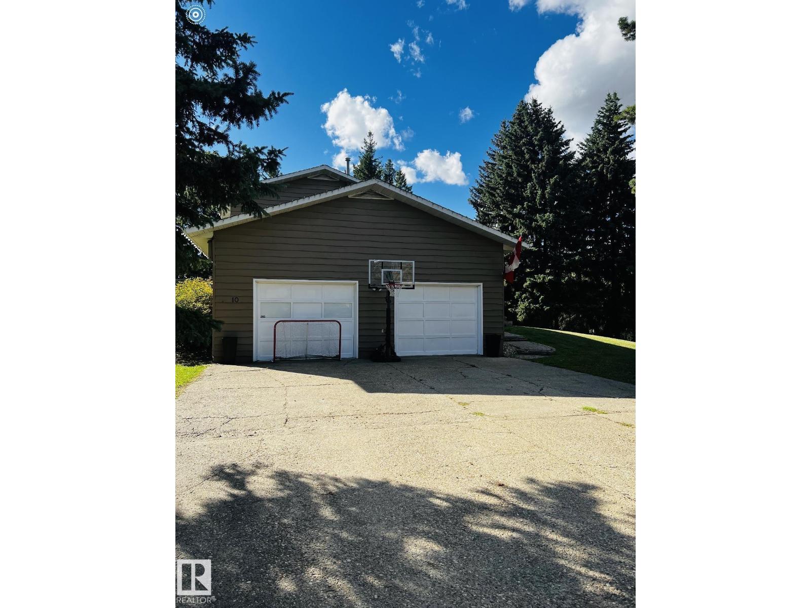 #10 Viscount Drive NW — photo 37