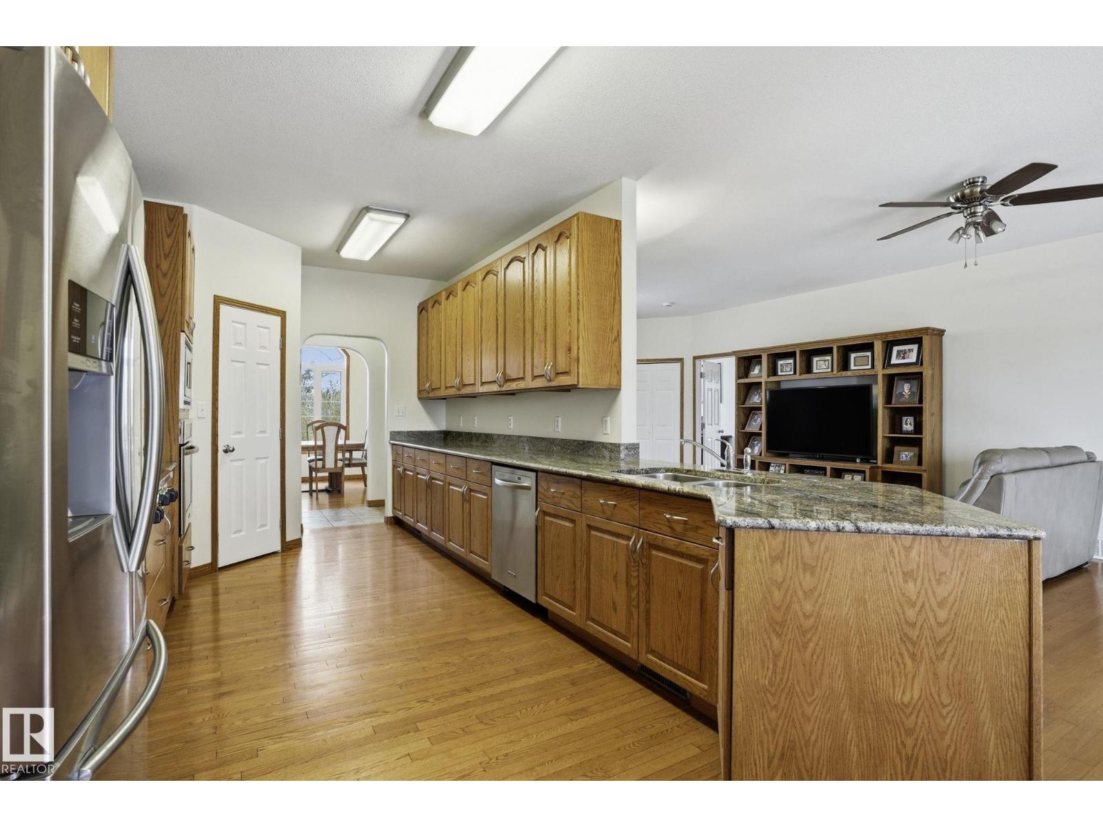 #54 53521 RGE ROAD 272 - 49